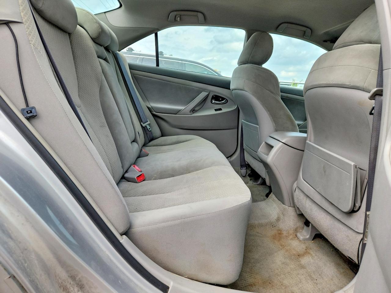 2007 Toyota Camry Le Серебряный vin: 4T1BE46K27U688964