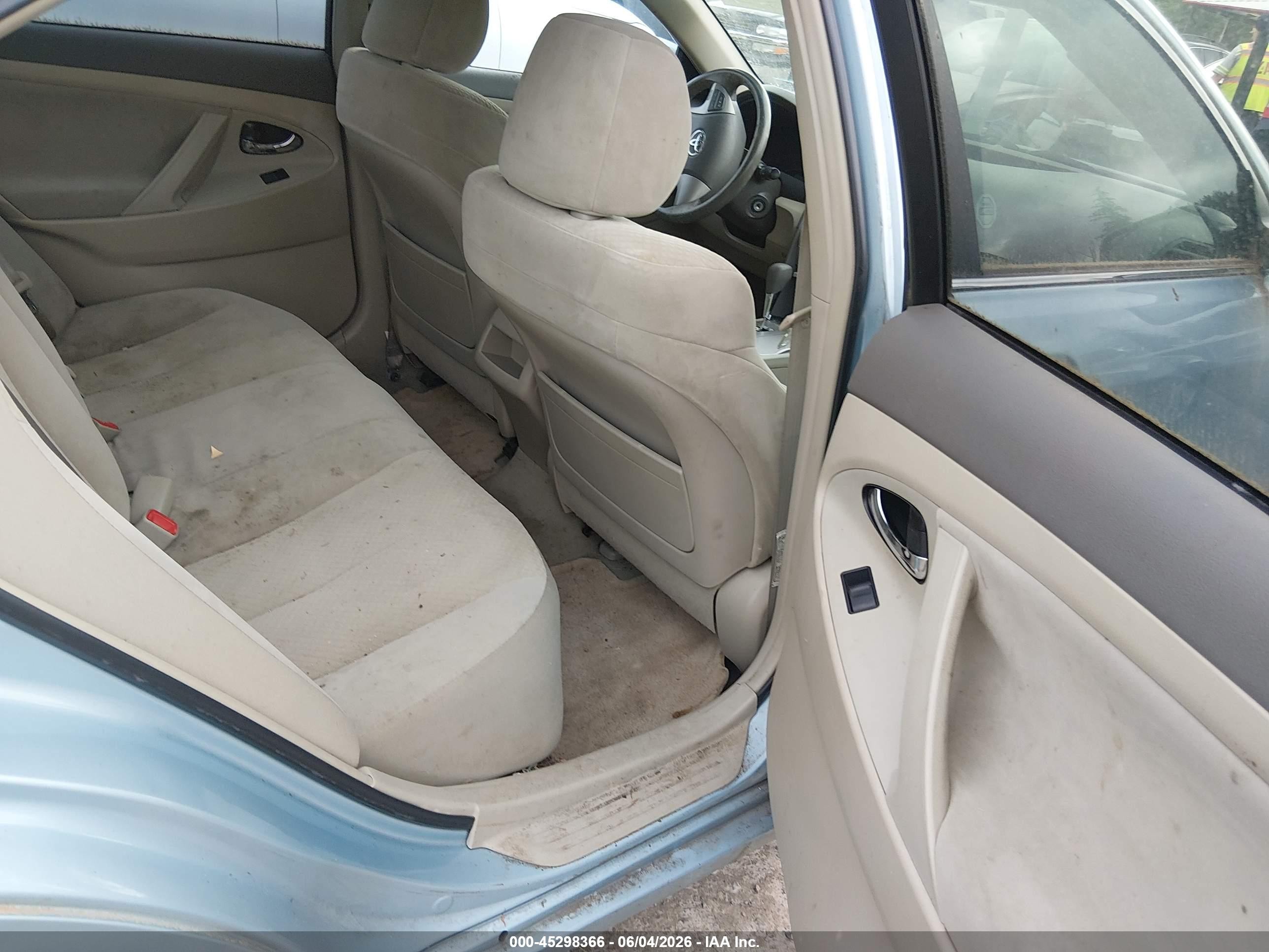 2007 Toyota Camry Le Light Blue vin: 4T1BE46K27U725057