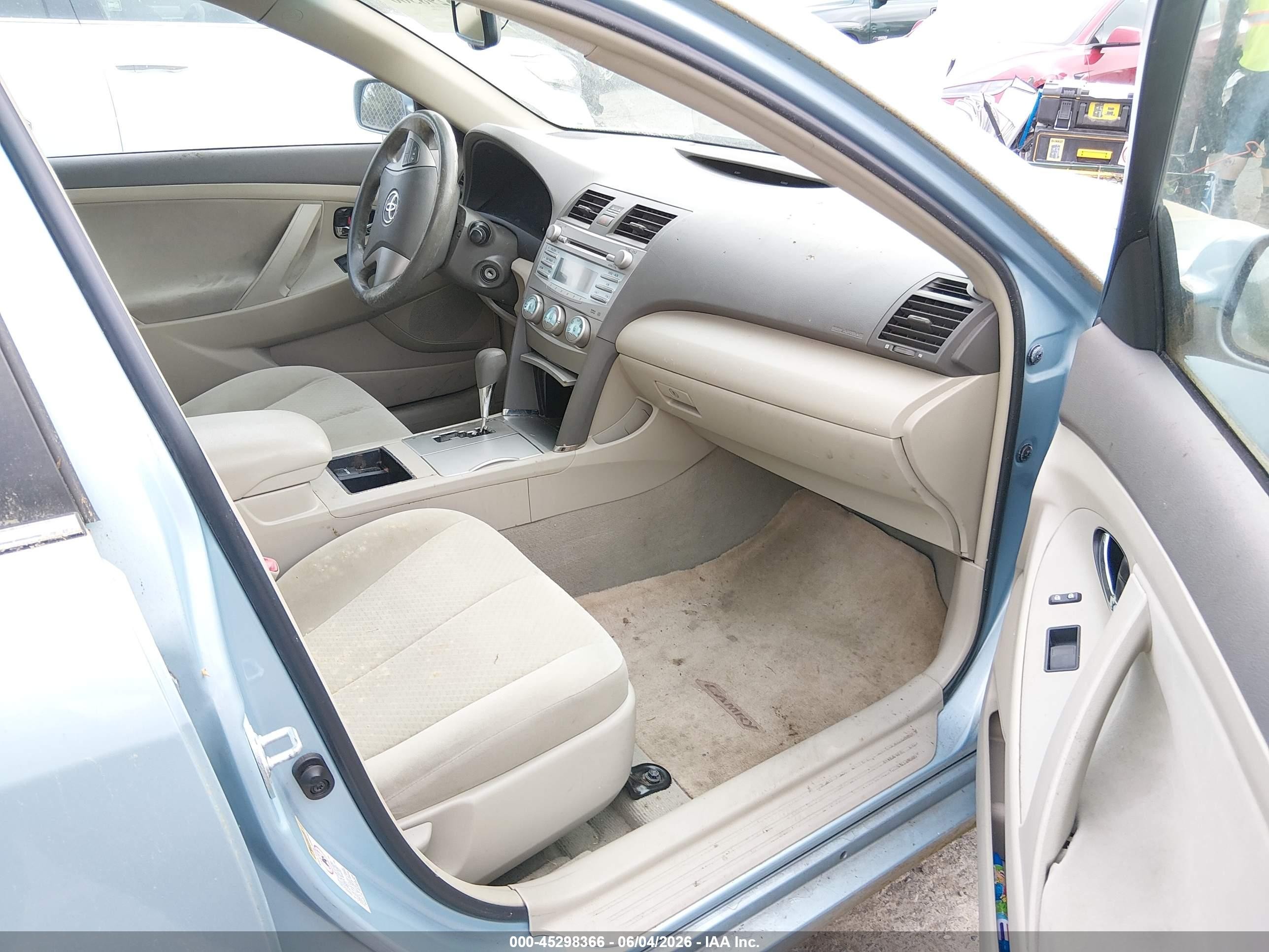 2007 Toyota Camry Le Light Blue vin: 4T1BE46K27U725057