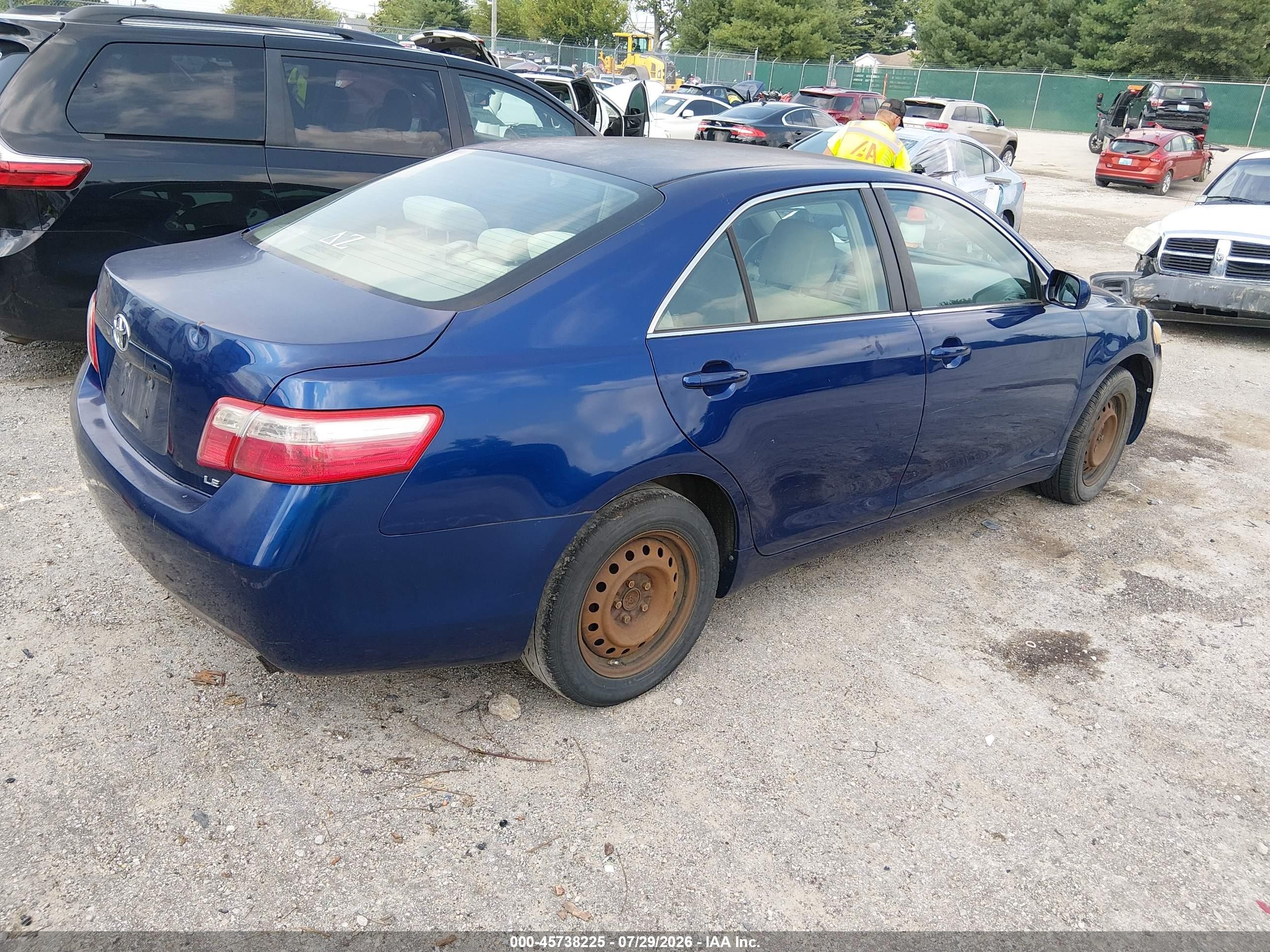 2008 Toyota Camry Le Blue vin: 4T1BE46K28U214028