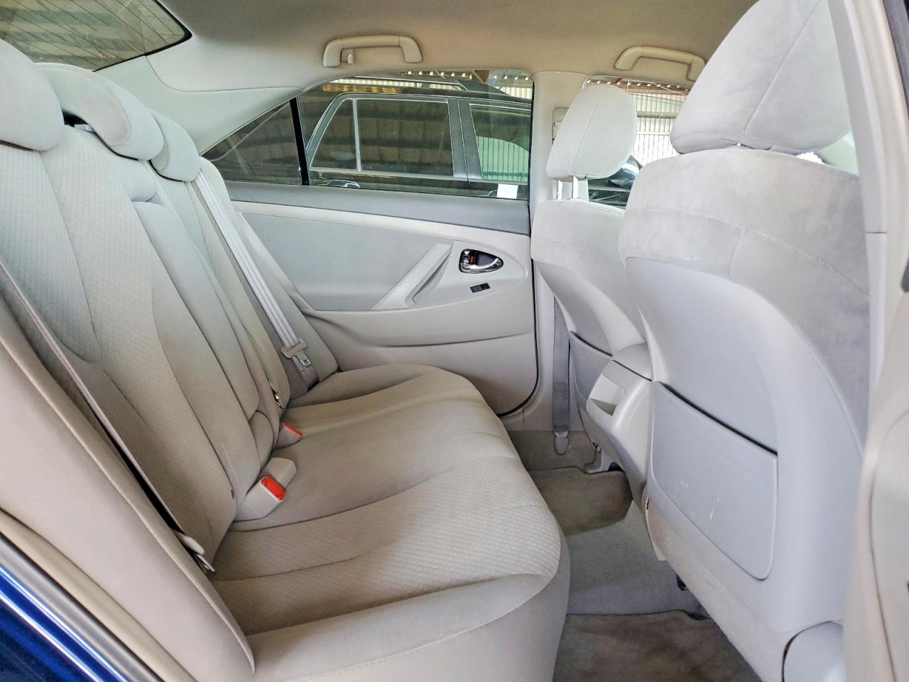 2008 Toyota Camry Base Blue vin: 4T1BE46K28U229077