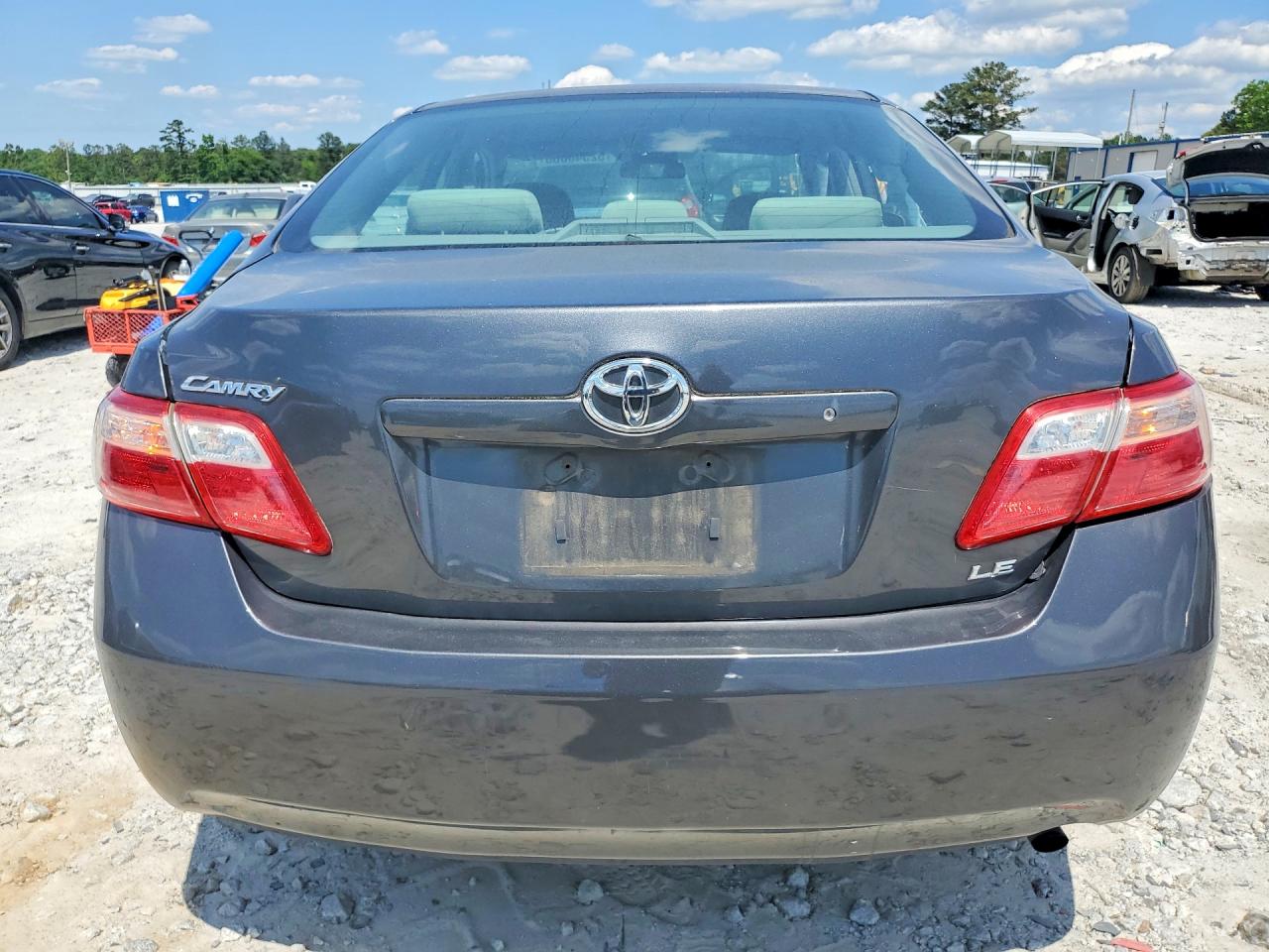 2008 Toyota Camry Le Gray vin: 4T1BE46K28U249121