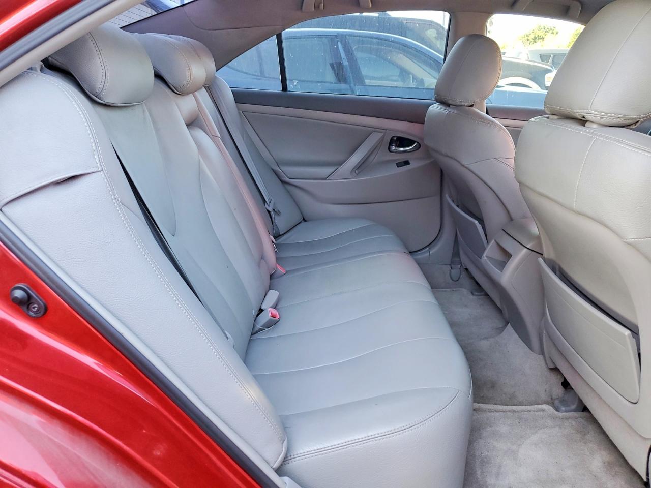 2008 Toyota Camry Le Red vin: 4T1BE46K28U252598