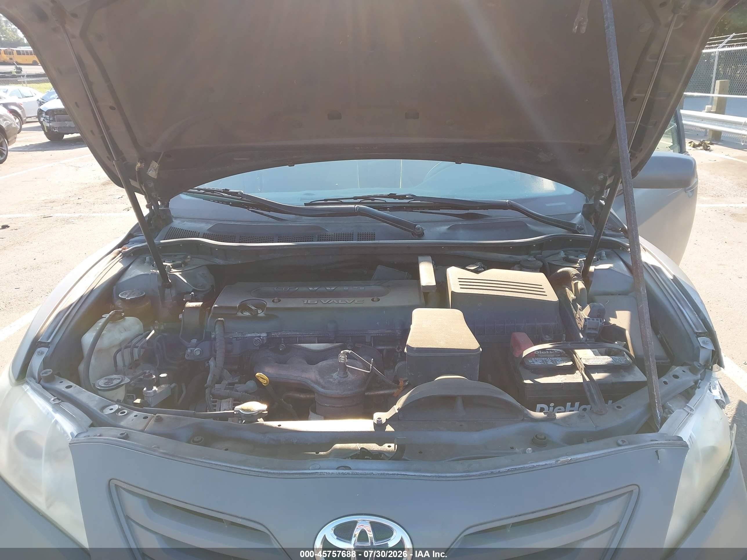 2008 Toyota Camry Le Серый vin: 4T1BE46K28U256277