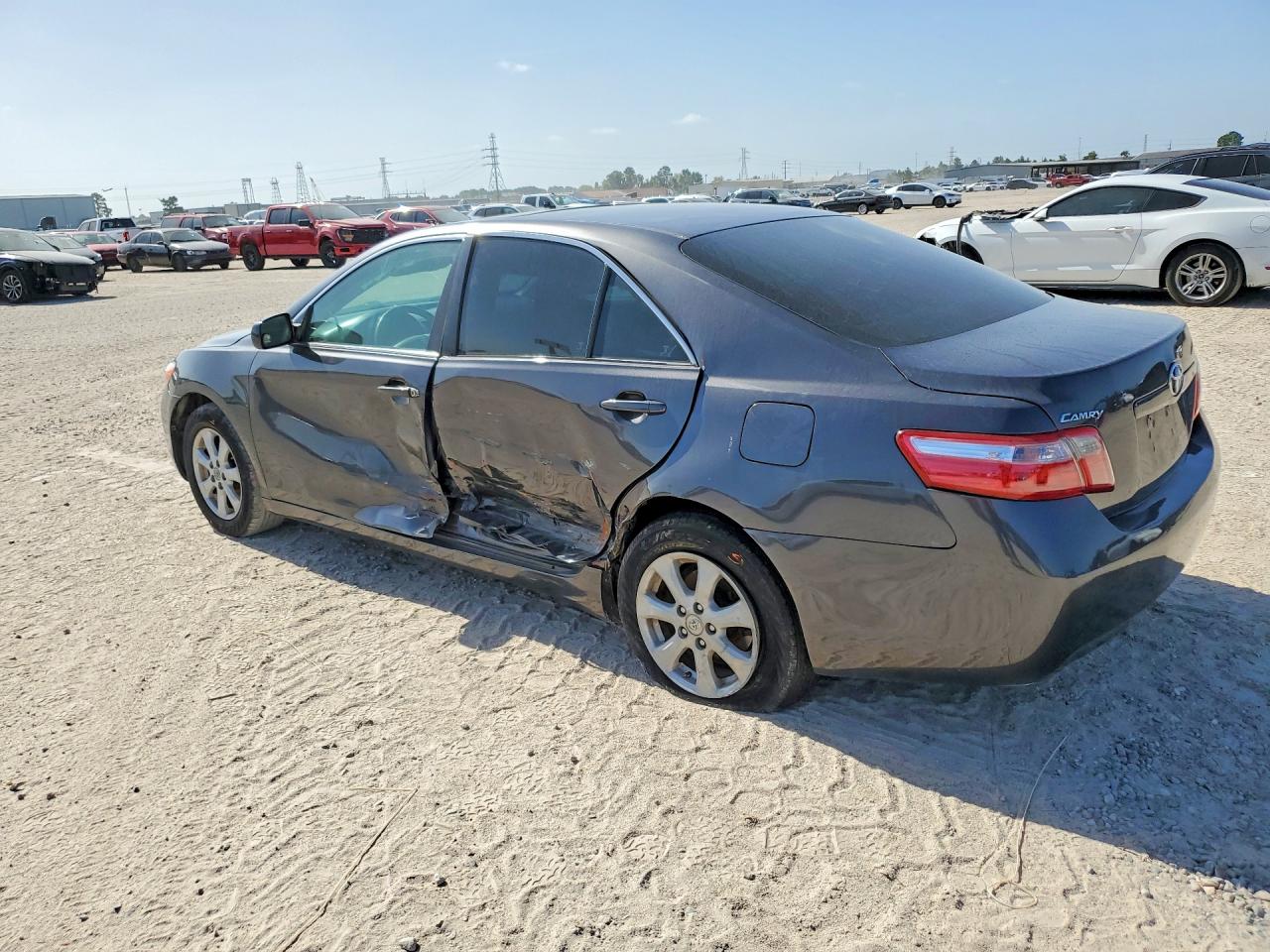 2008 Toyota Camry Le Gray vin: 4T1BE46K28U759193