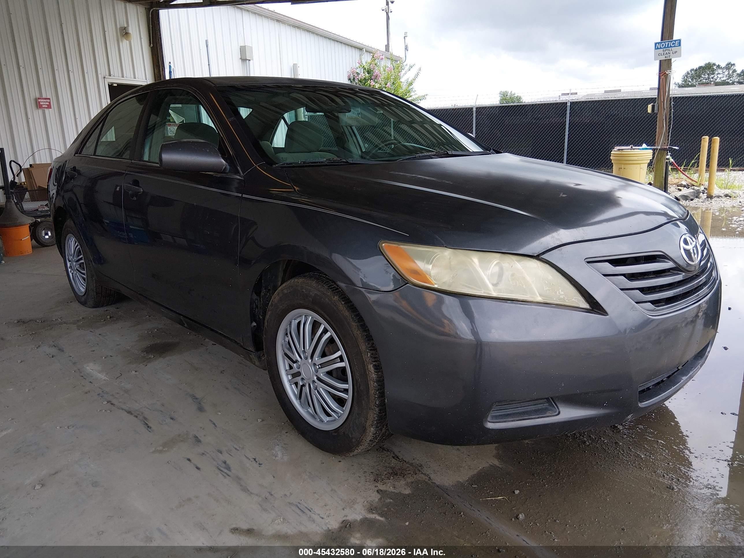 2008 Toyota Camry Le Gray vin: 4T1BE46K28U768377