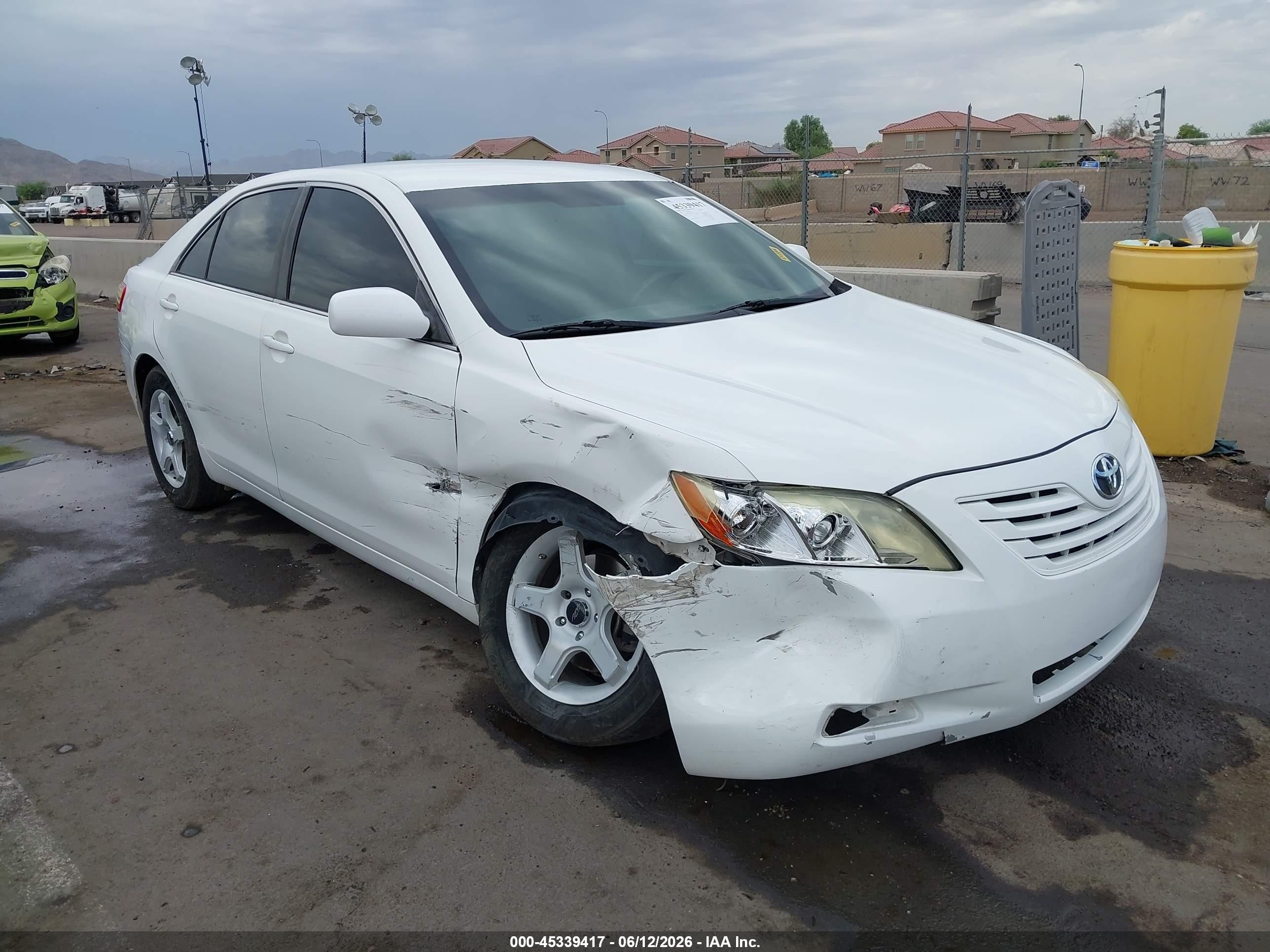 2008 Toyota Camry Le White vin: 4T1BE46K28U774311