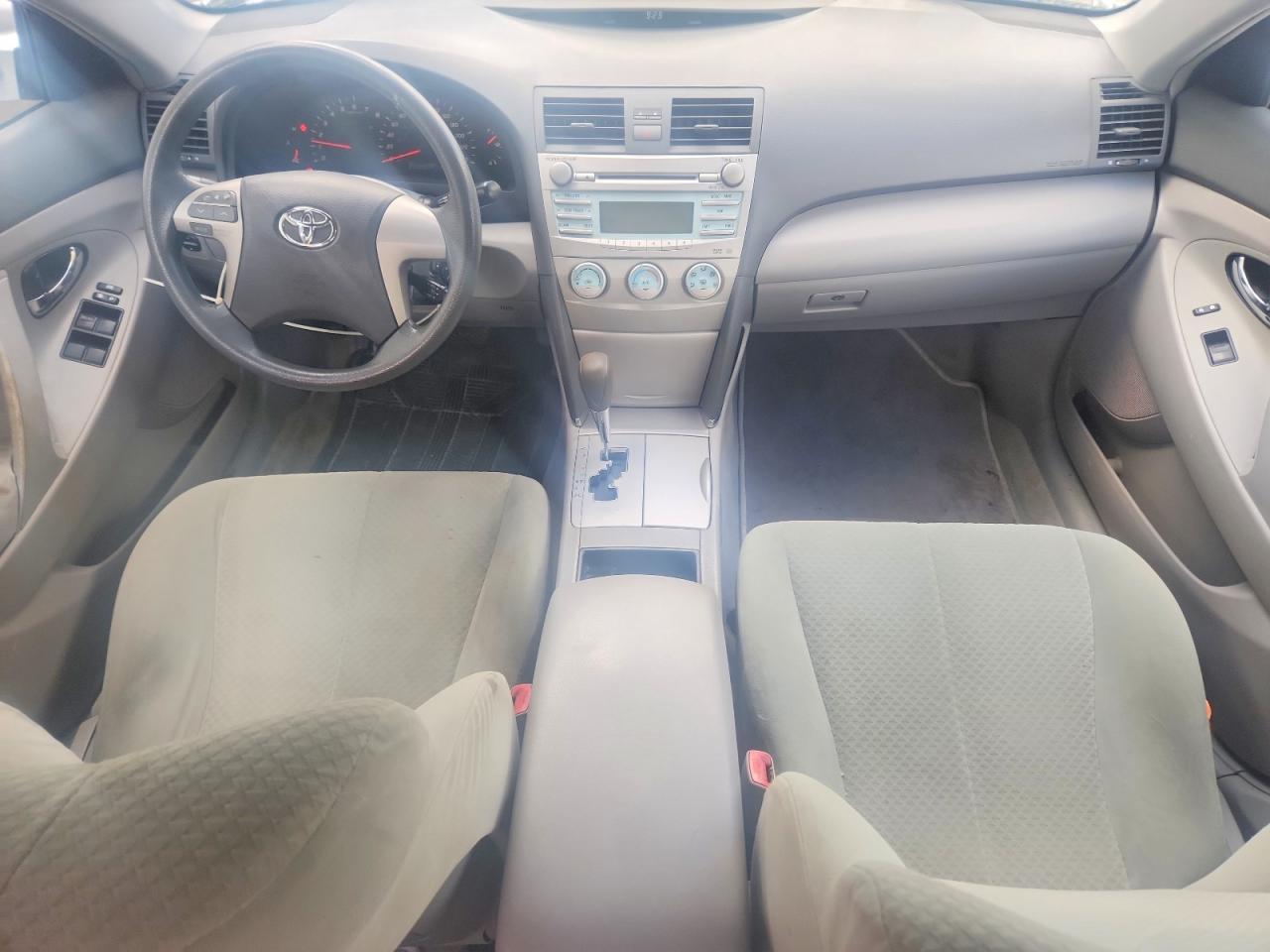 2008 Toyota Camry Base Silver vin: 4T1BE46K28U777418