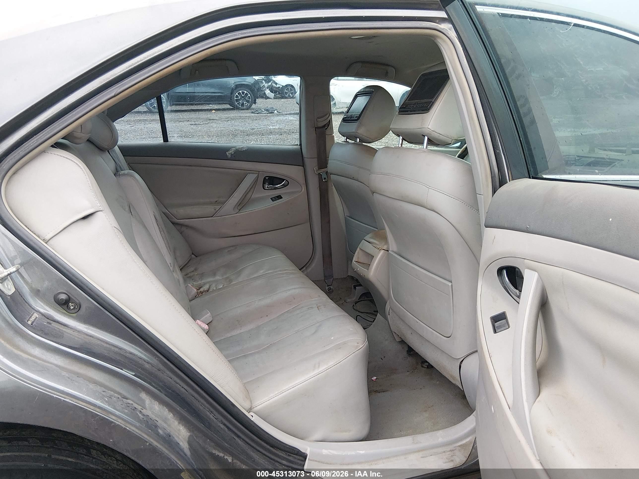 2008 Toyota Camry Le Gray vin: 4T1BE46K28U781680