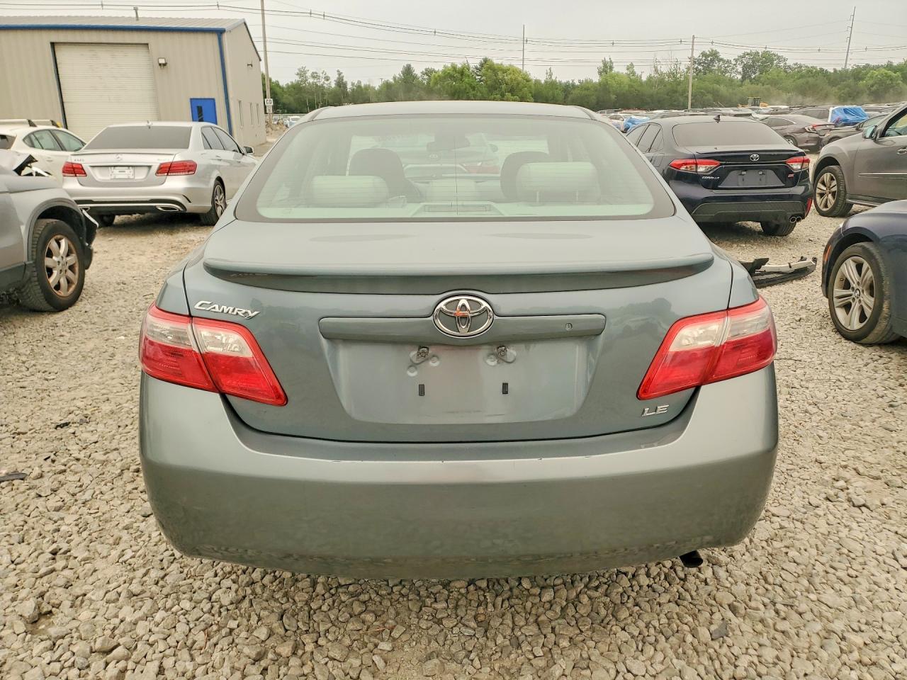 2008 Toyota Camry Le Green vin: 4T1BE46K28U781775