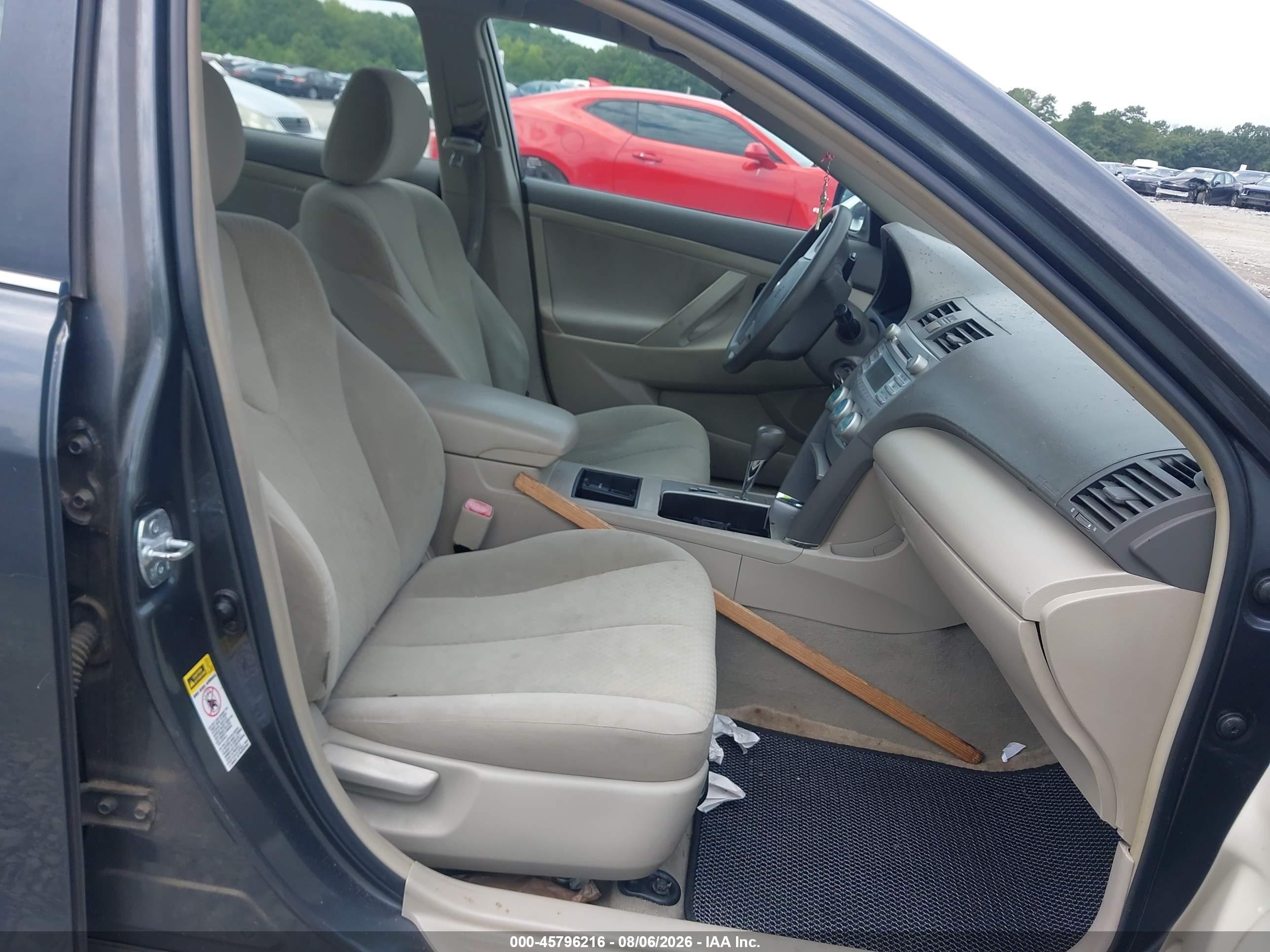 2008 Toyota Camry Le Серый vin: 4T1BE46K28U787348