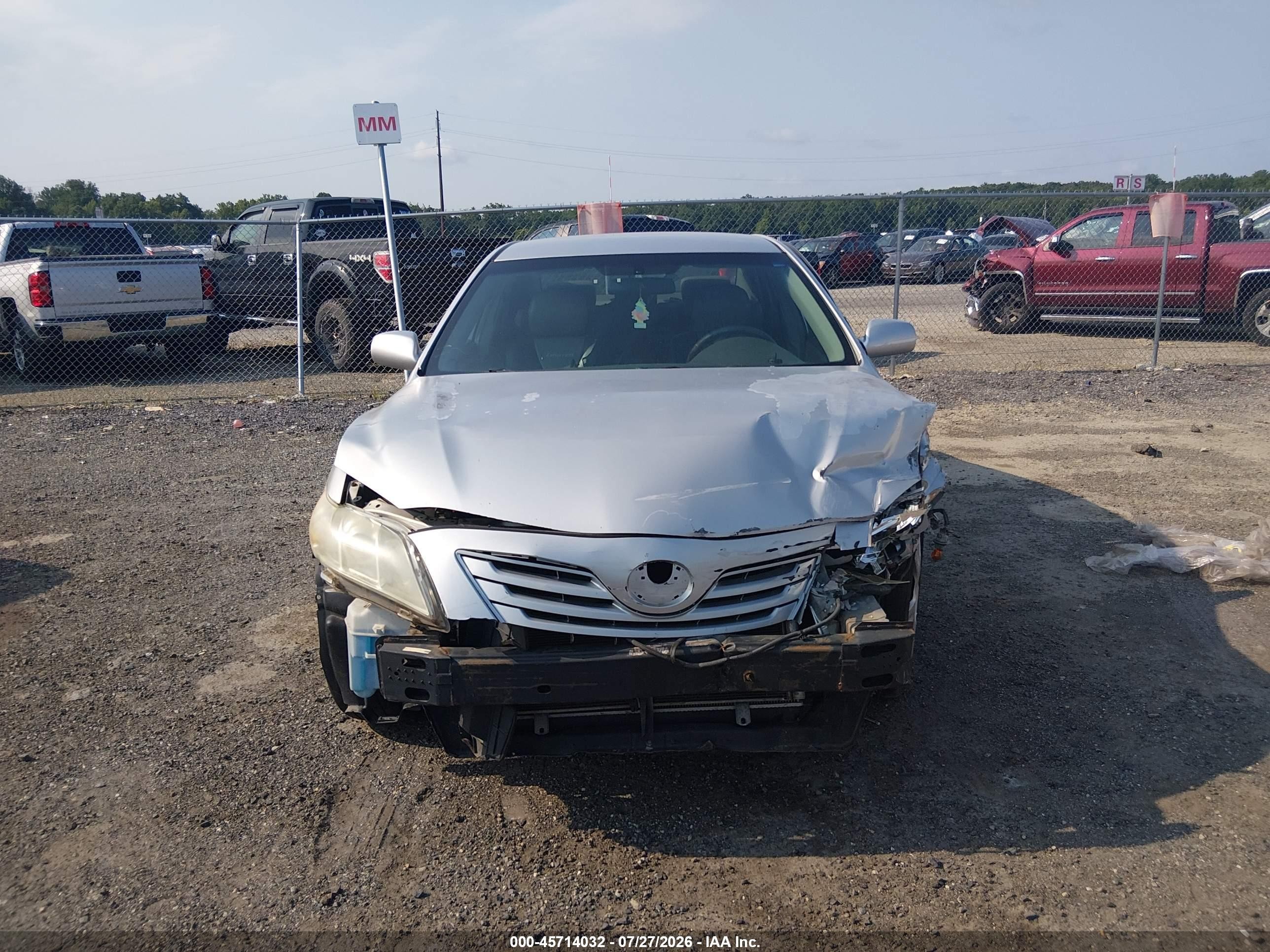 2009 Toyota Camry Le Silver vin: 4T1BE46K29U271749