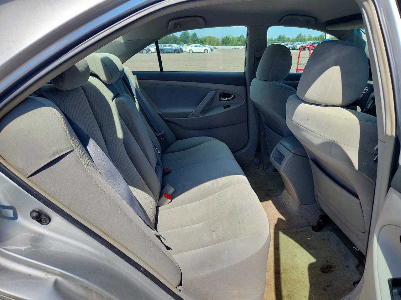 2009 Toyota Camry Base Silver vin: 4T1BE46K29U272934