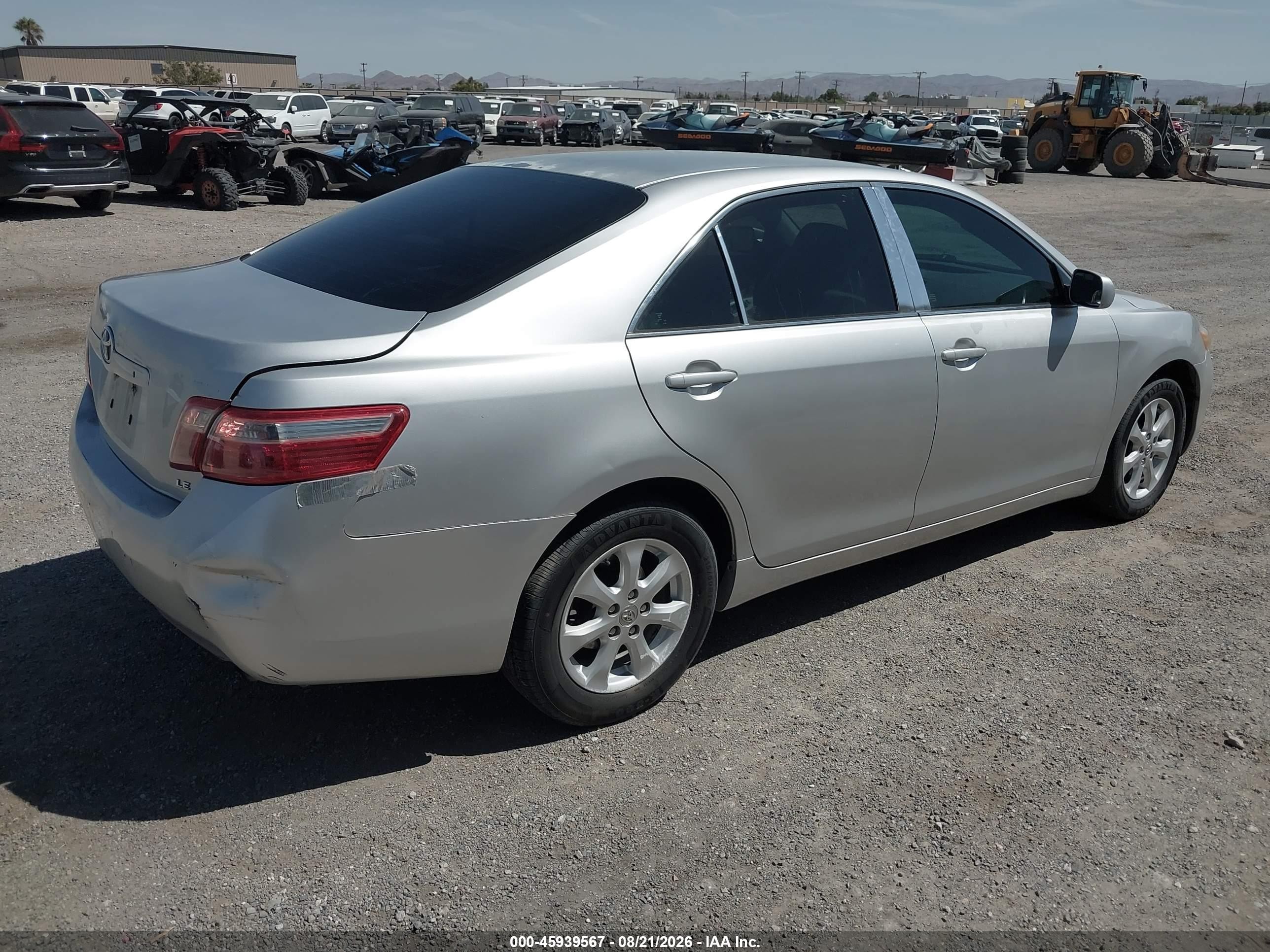 2009 Toyota Camry Le Silver vin: 4T1BE46K29U282945