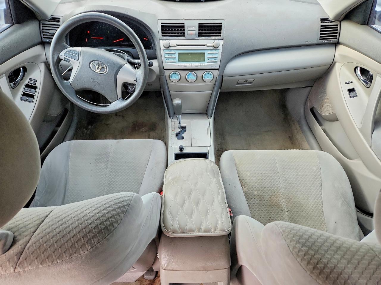 2009 Toyota Camry Le Серебряный vin: 4T1BE46K29U292469
