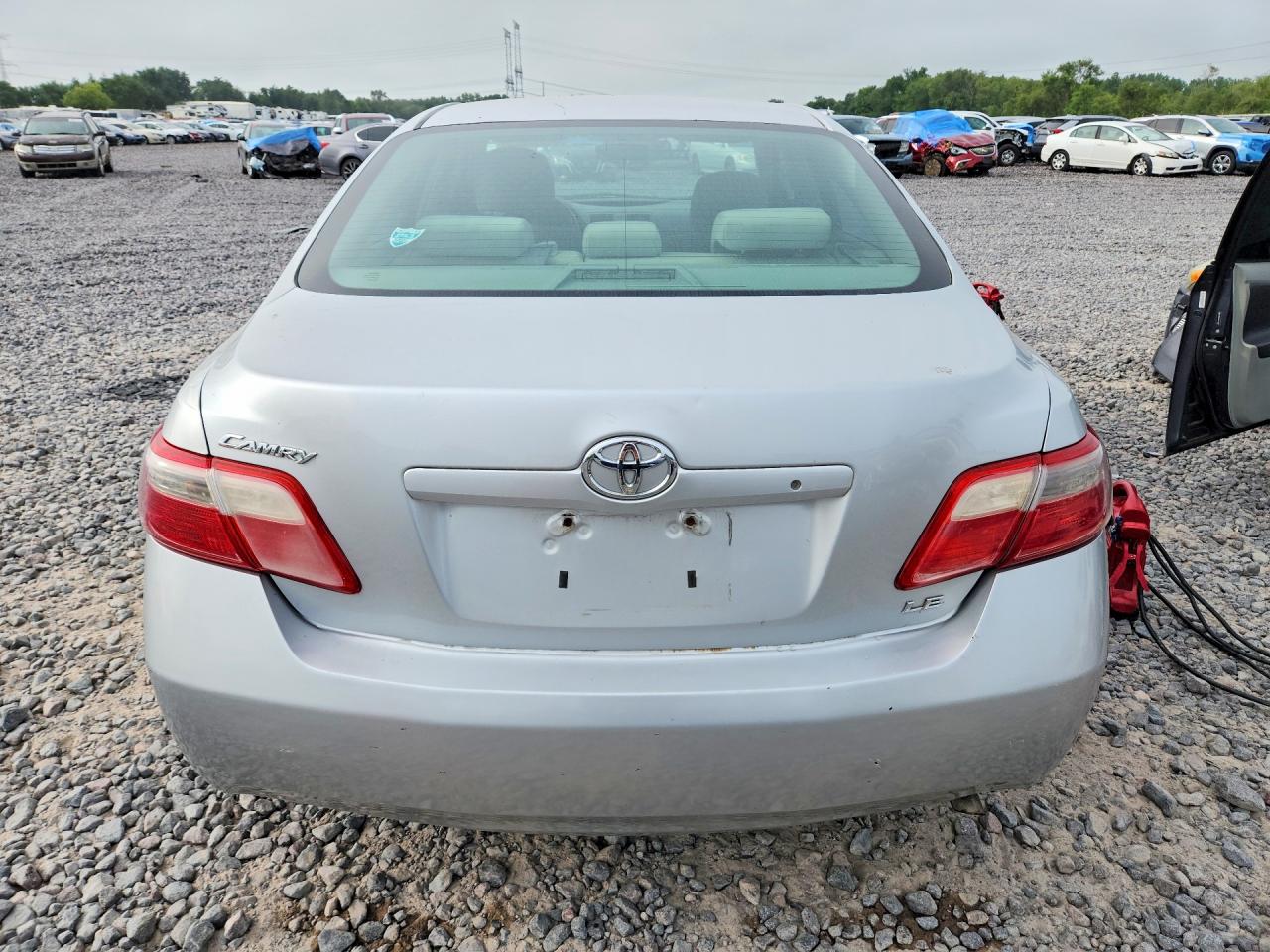 2009 Toyota Camry Le Серебряный vin: 4T1BE46K29U292469