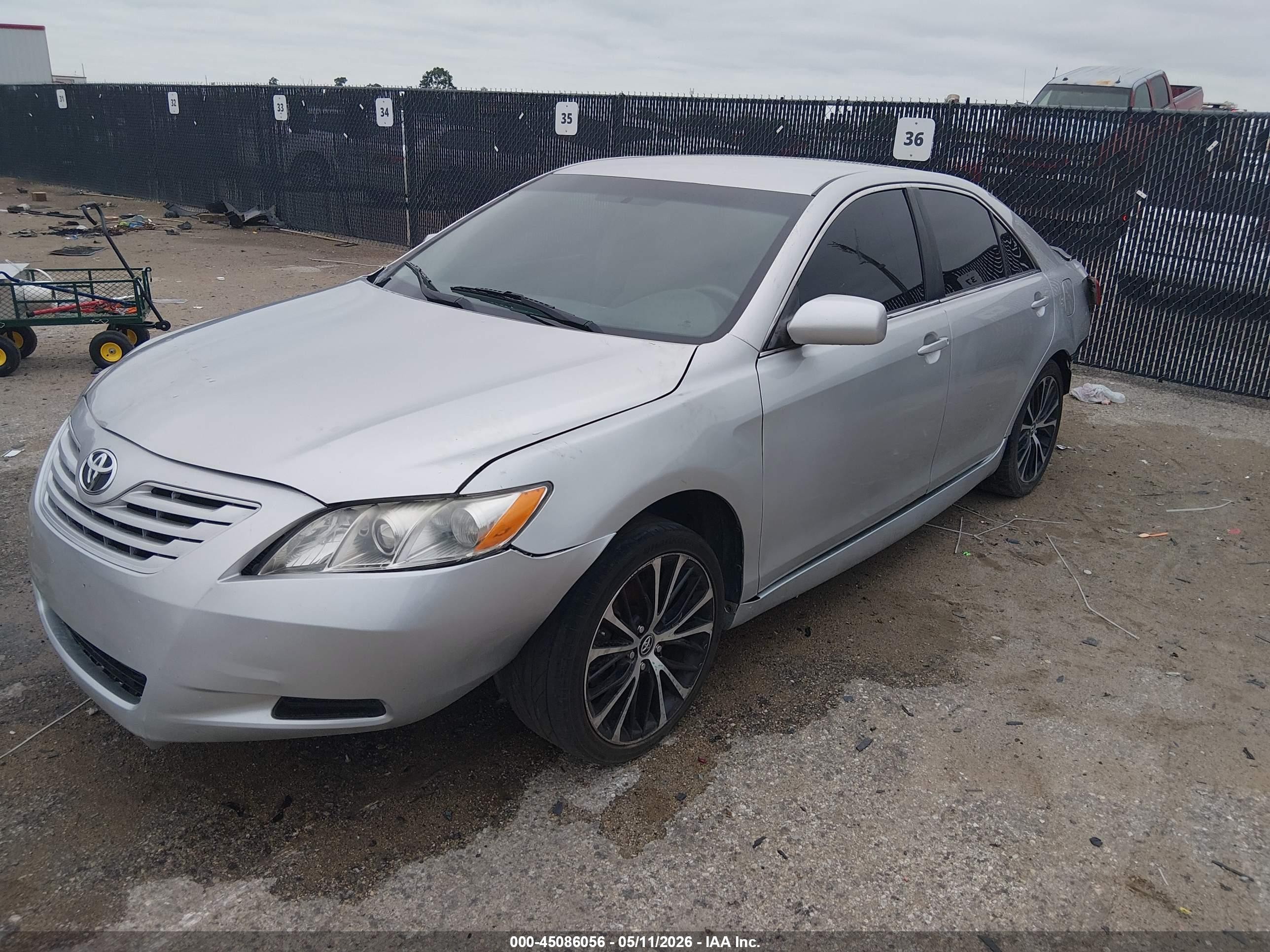 2009 Toyota Camry Le Silver vin: 4T1BE46K29U321341