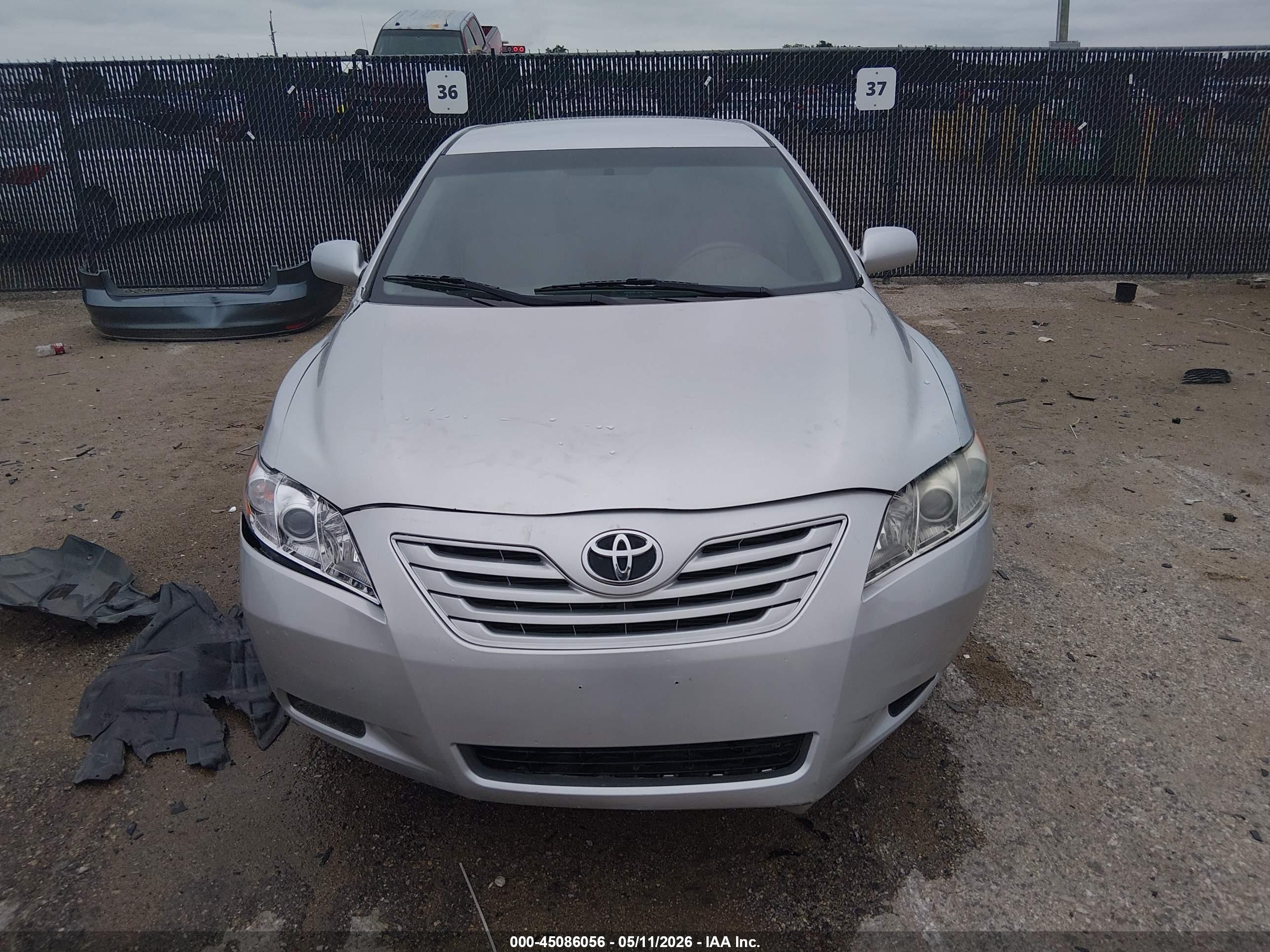 2009 Toyota Camry Le Silver vin: 4T1BE46K29U321341