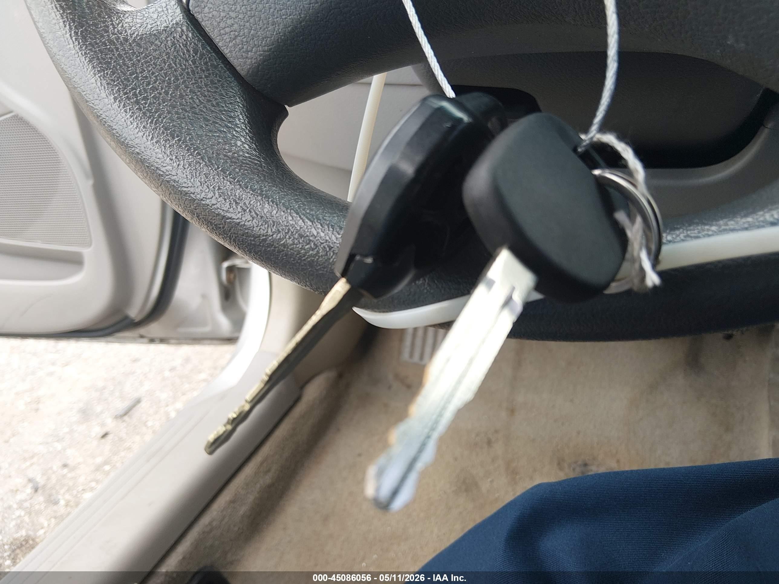 2009 Toyota Camry Le Silver vin: 4T1BE46K29U321341
