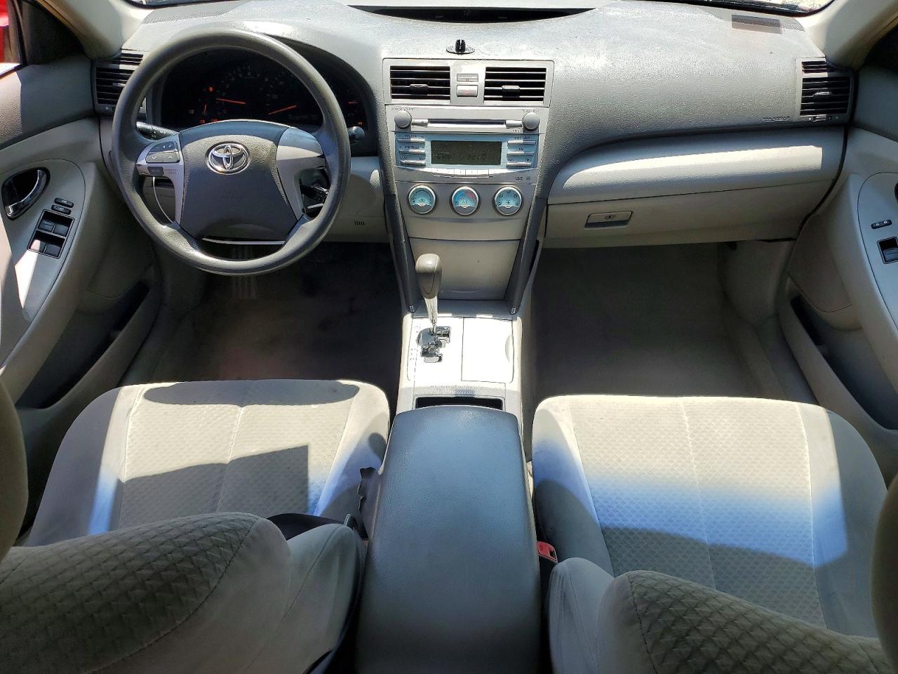 2009 Toyota Camry Le Red vin: 4T1BE46K29U330508