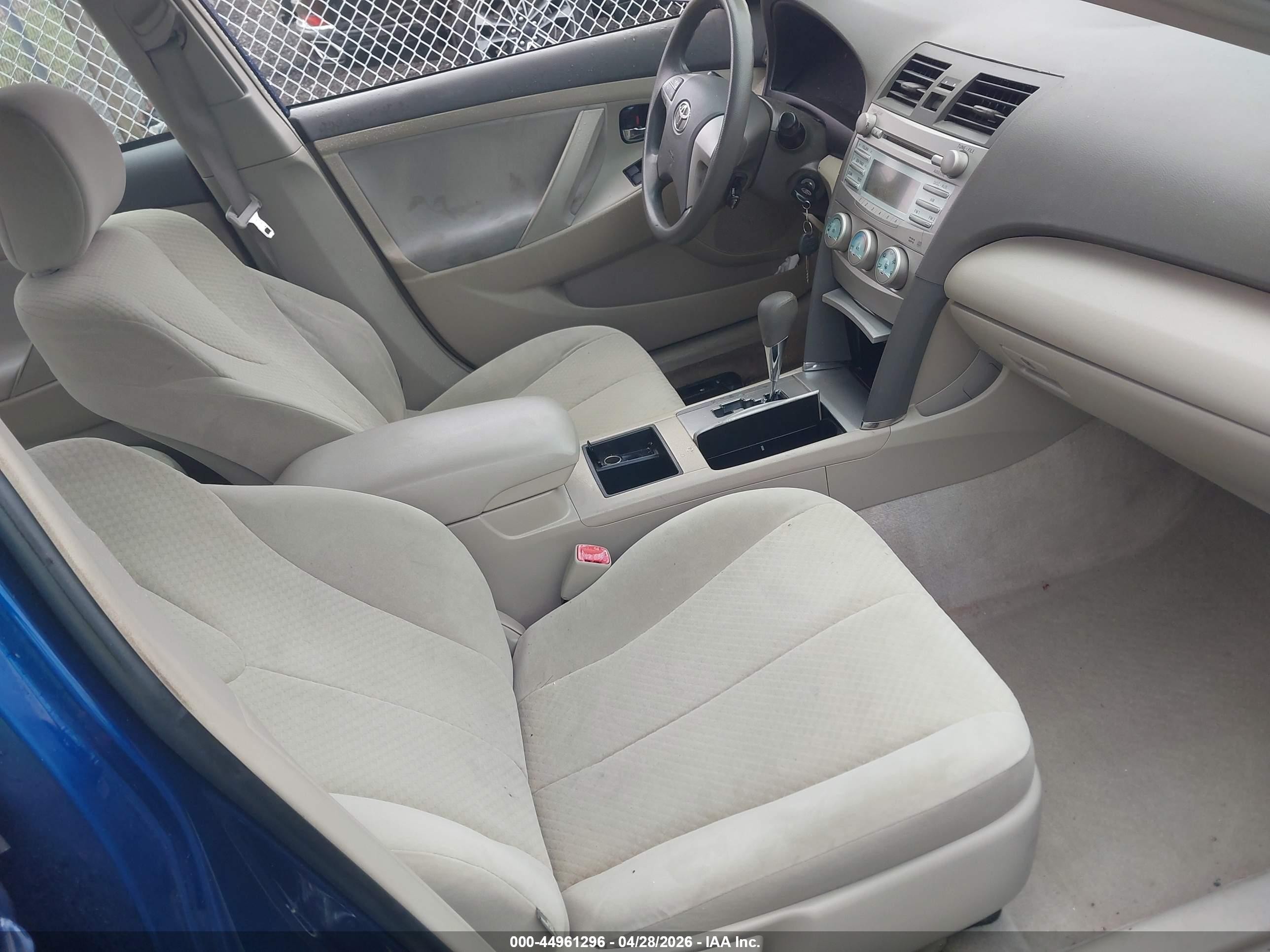 2009 Toyota Camry Le Синий vin: 4T1BE46K29U347387