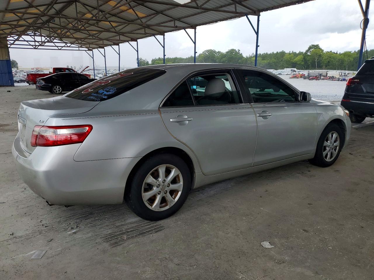 2009 Toyota Camry Le Silver vin: 4T1BE46K29U347745