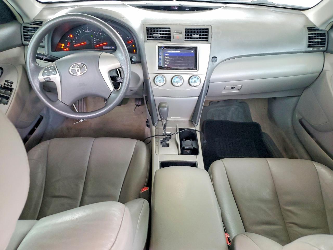 2009 Toyota Camry Le Silver vin: 4T1BE46K29U347745