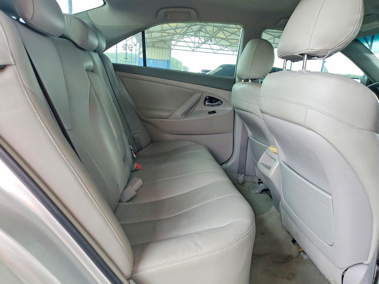 2009 Toyota Camry Le Silver vin: 4T1BE46K29U347745