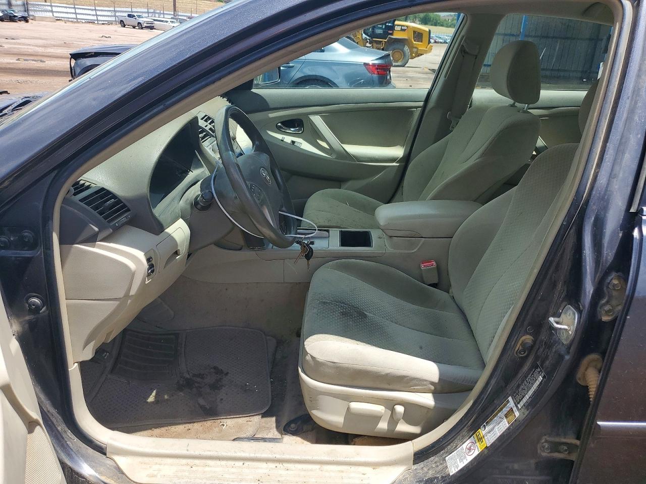 2009 Toyota Camry Le Gray vin: 4T1BE46K29U352976