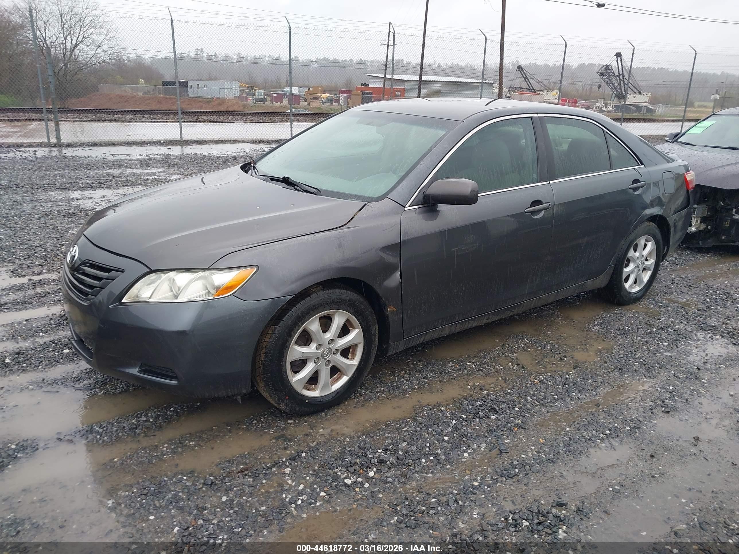 2009 Toyota Camry Le Gray vin: 4T1BE46K29U380163