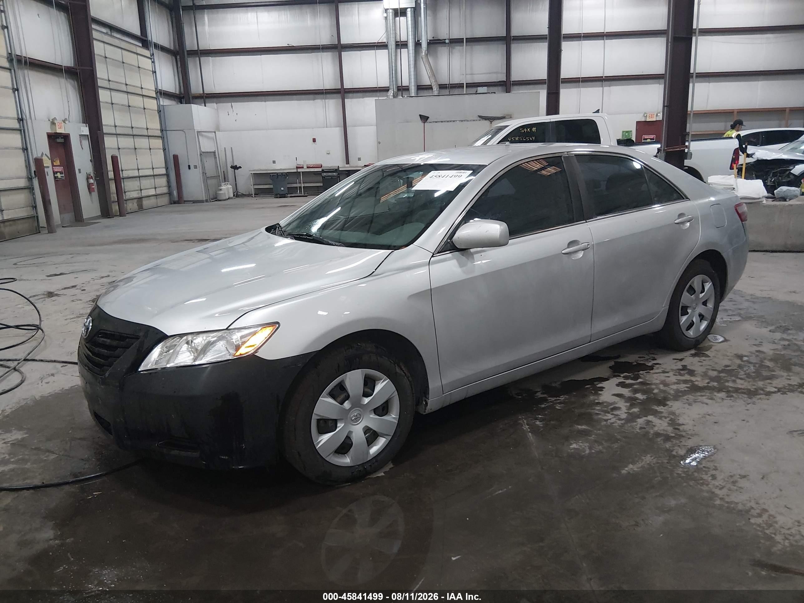 2009 Toyota Camry Le Gray vin: 4T1BE46K29U381085