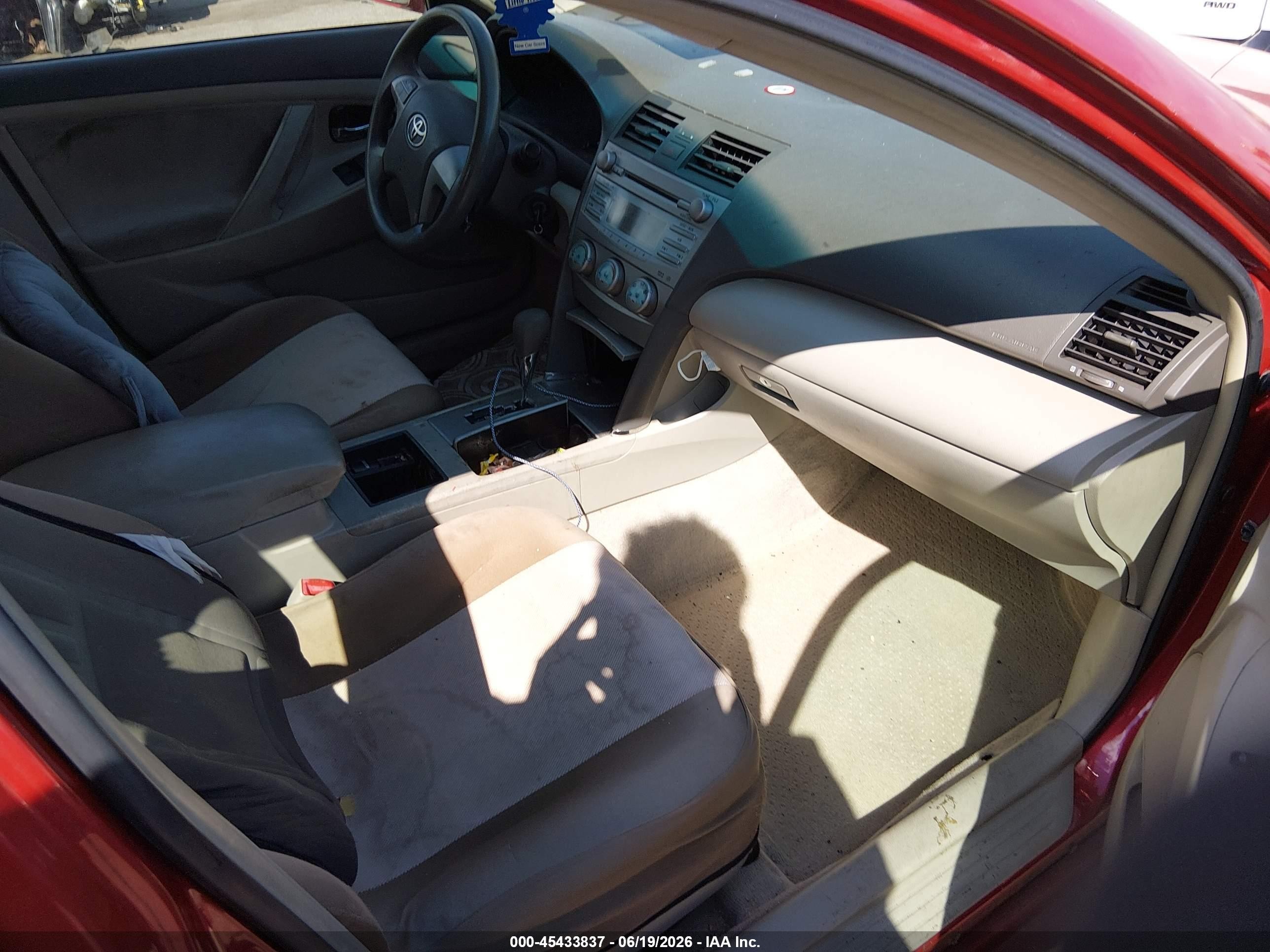 2009 Toyota Camry Le Red vin: 4T1BE46K29U392118