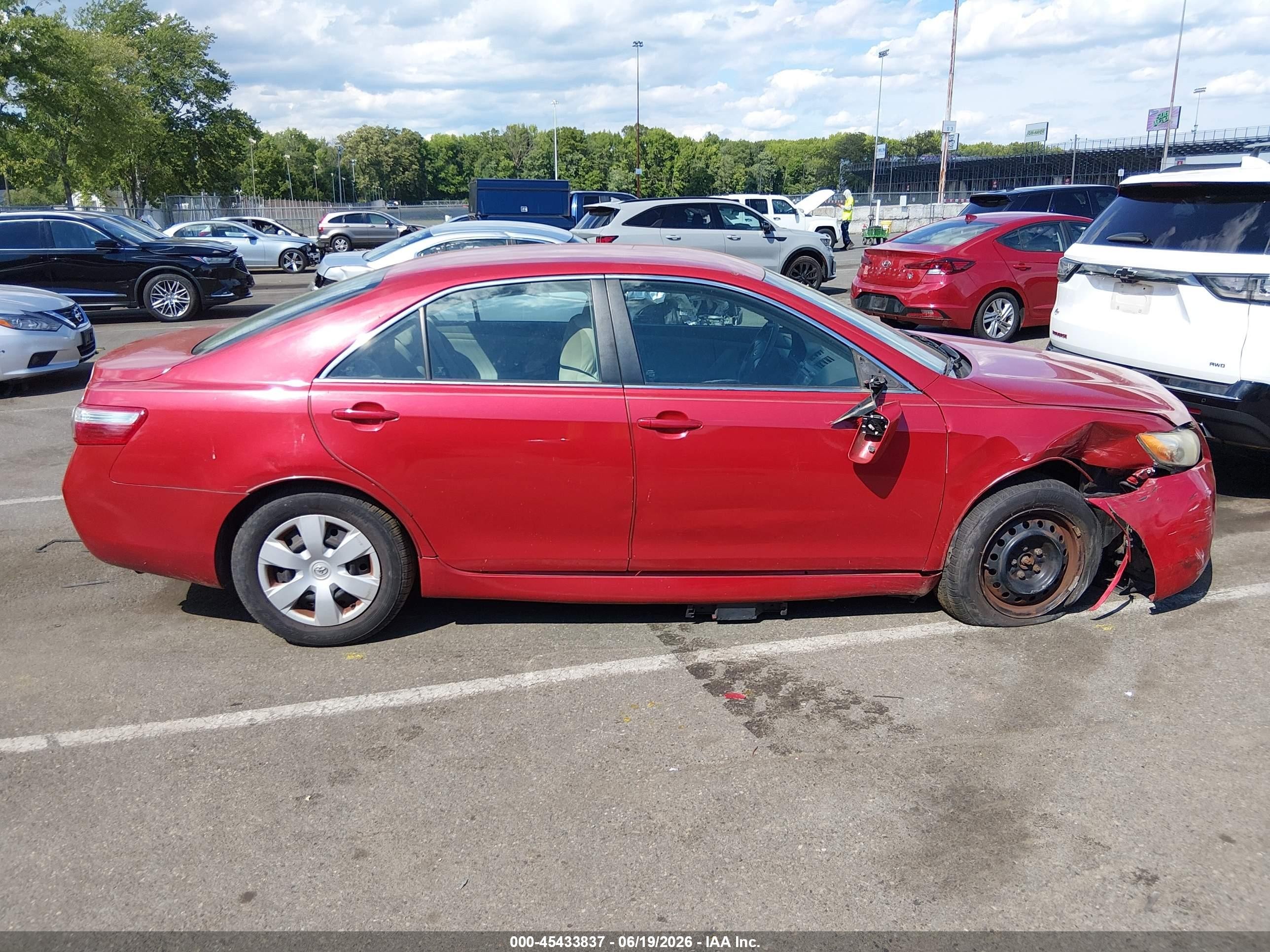 2009 Toyota Camry Le Red vin: 4T1BE46K29U392118