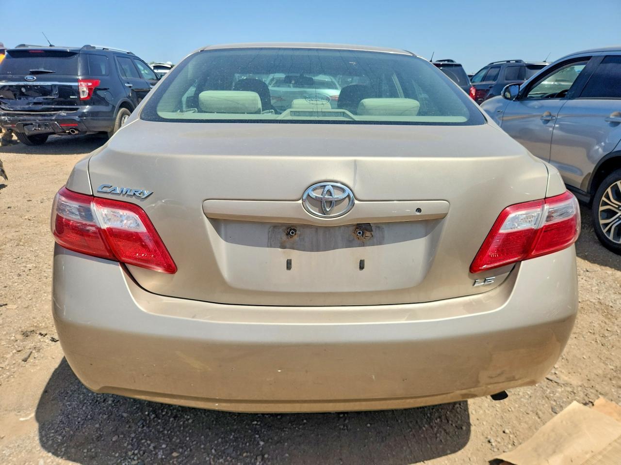2009 Toyota Camry Le Gold vin: 4T1BE46K29U392300