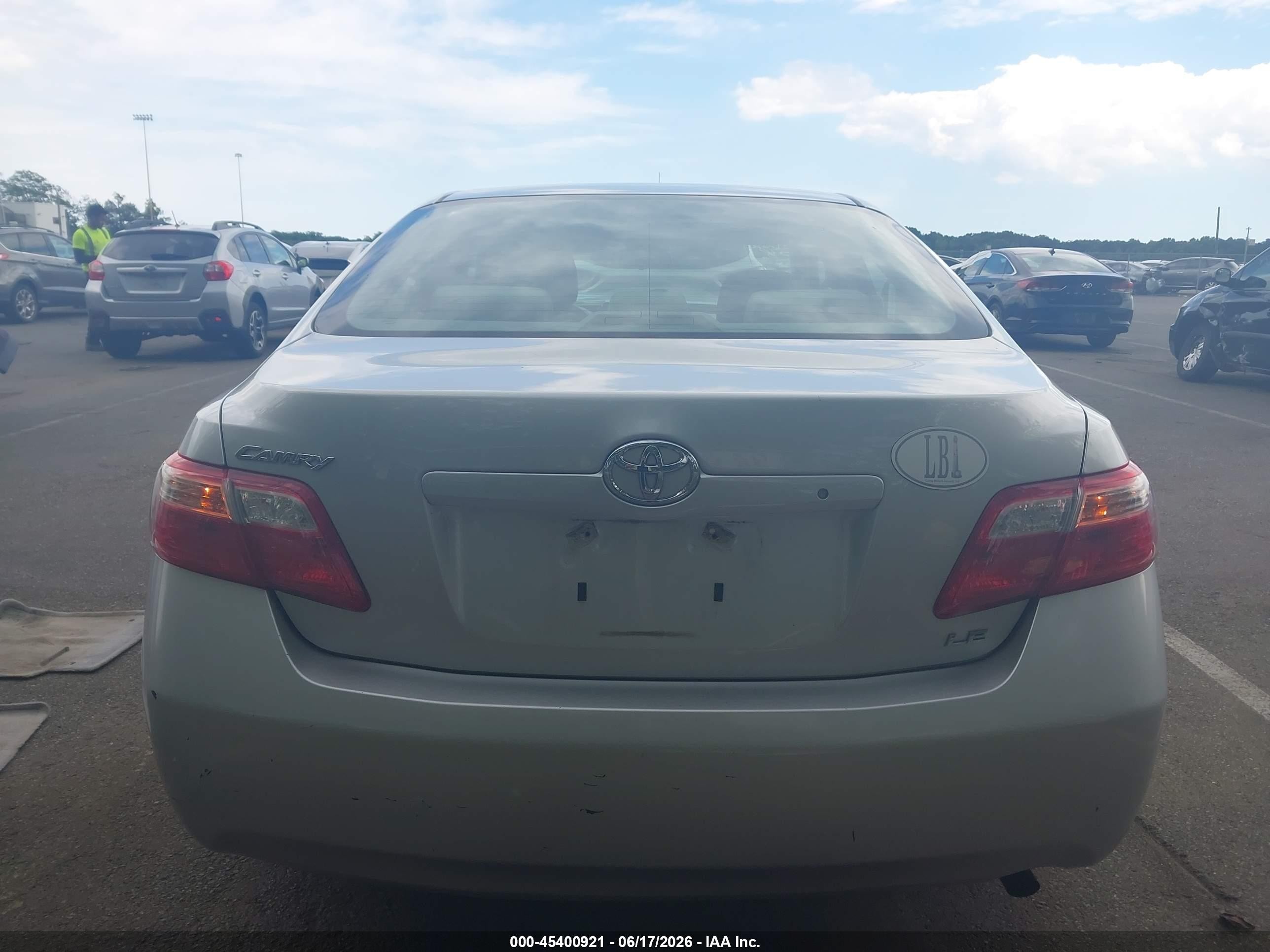 2009 Toyota Camry Le Silver vin: 4T1BE46K29U404462