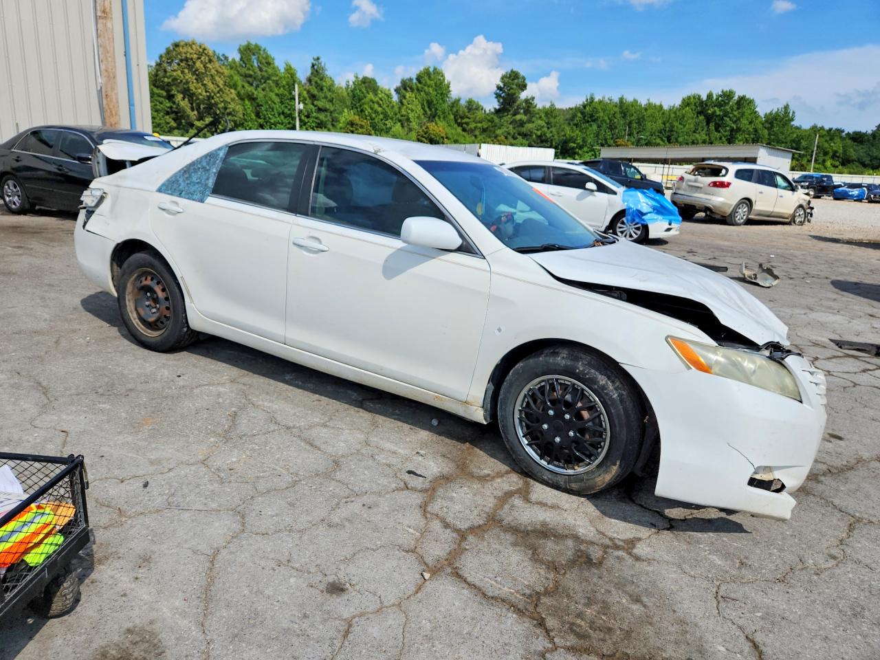 2009 Toyota Camry Le White vin: 4T1BE46K29U803727