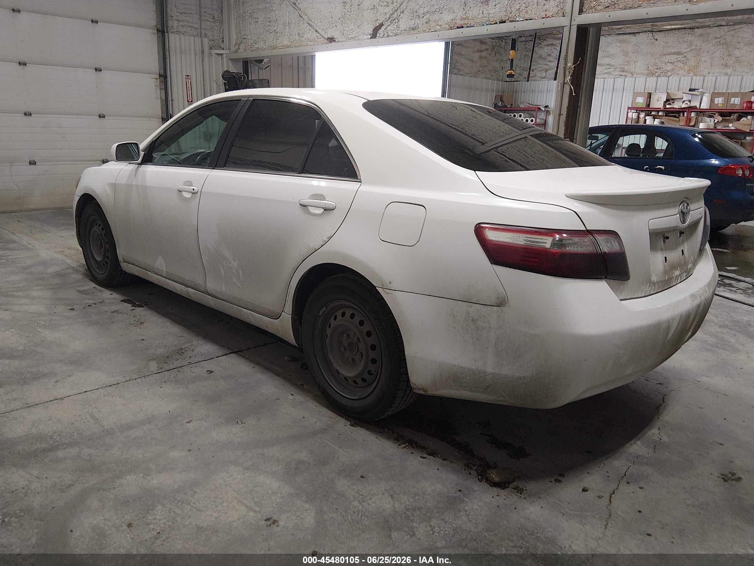 2009 Toyota Camry Le White vin: 4T1BE46K29U811486