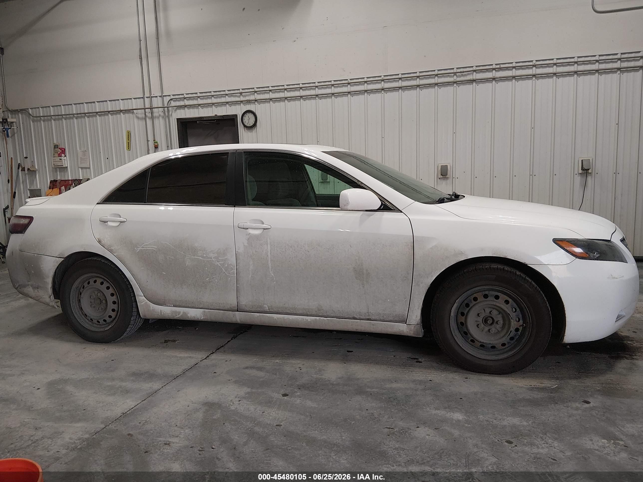 2009 Toyota Camry Le White vin: 4T1BE46K29U811486
