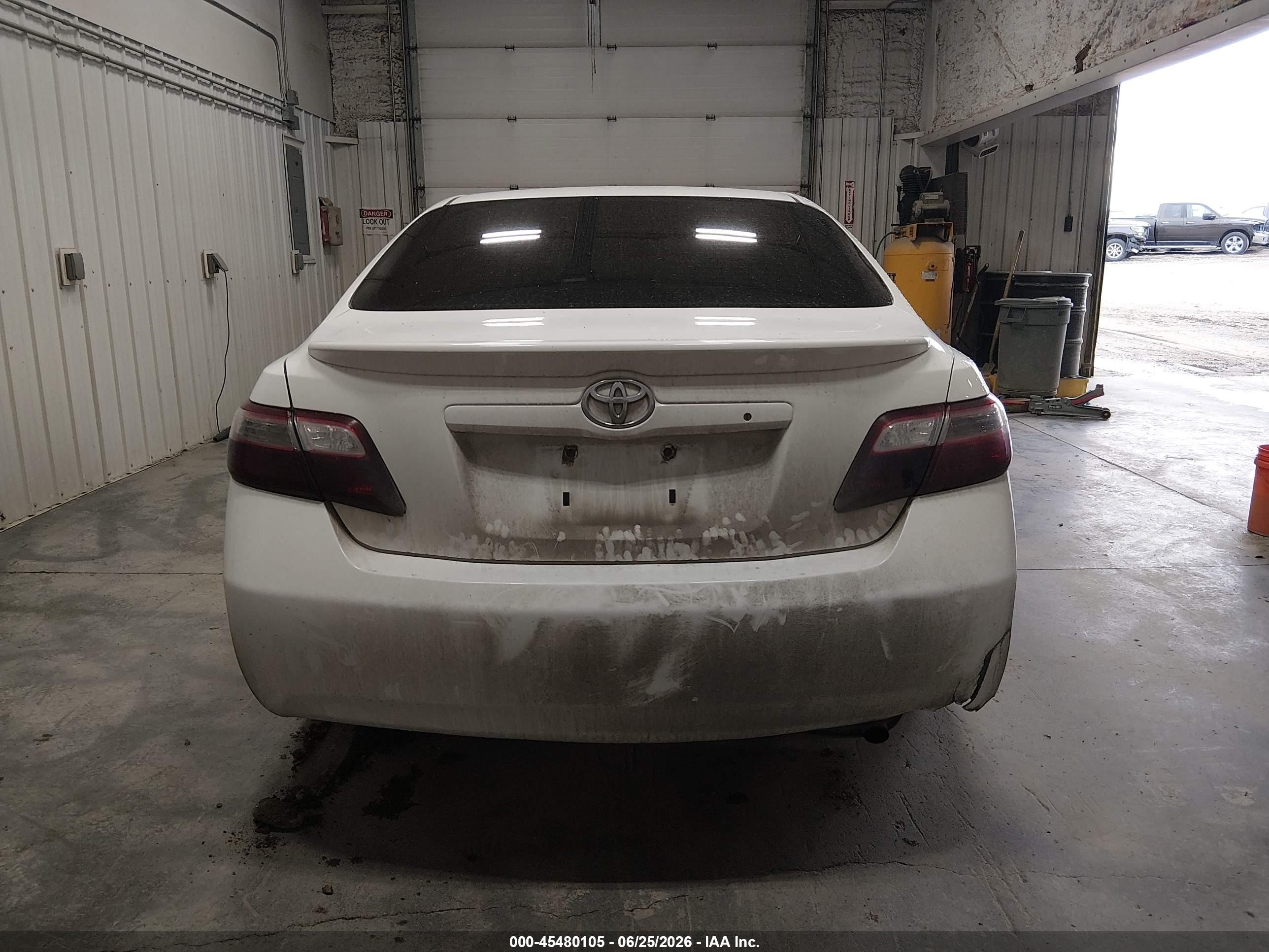 2009 Toyota Camry Le White vin: 4T1BE46K29U811486
