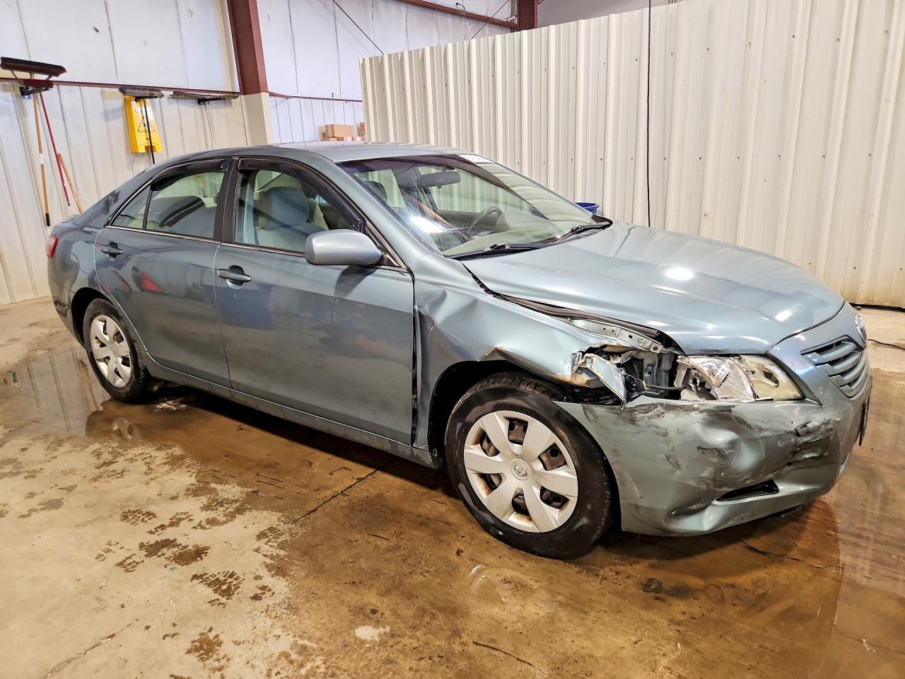 2009 Toyota Camry Le Gray vin: 4T1BE46K29U828952
