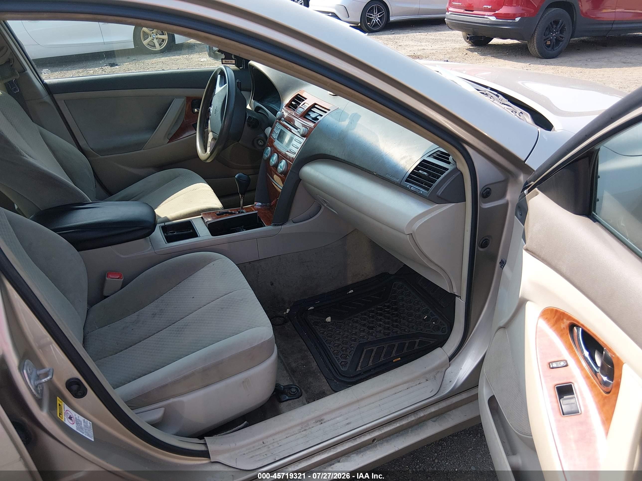 2009 Toyota Camry Le Beige vin: 4T1BE46K29U852880