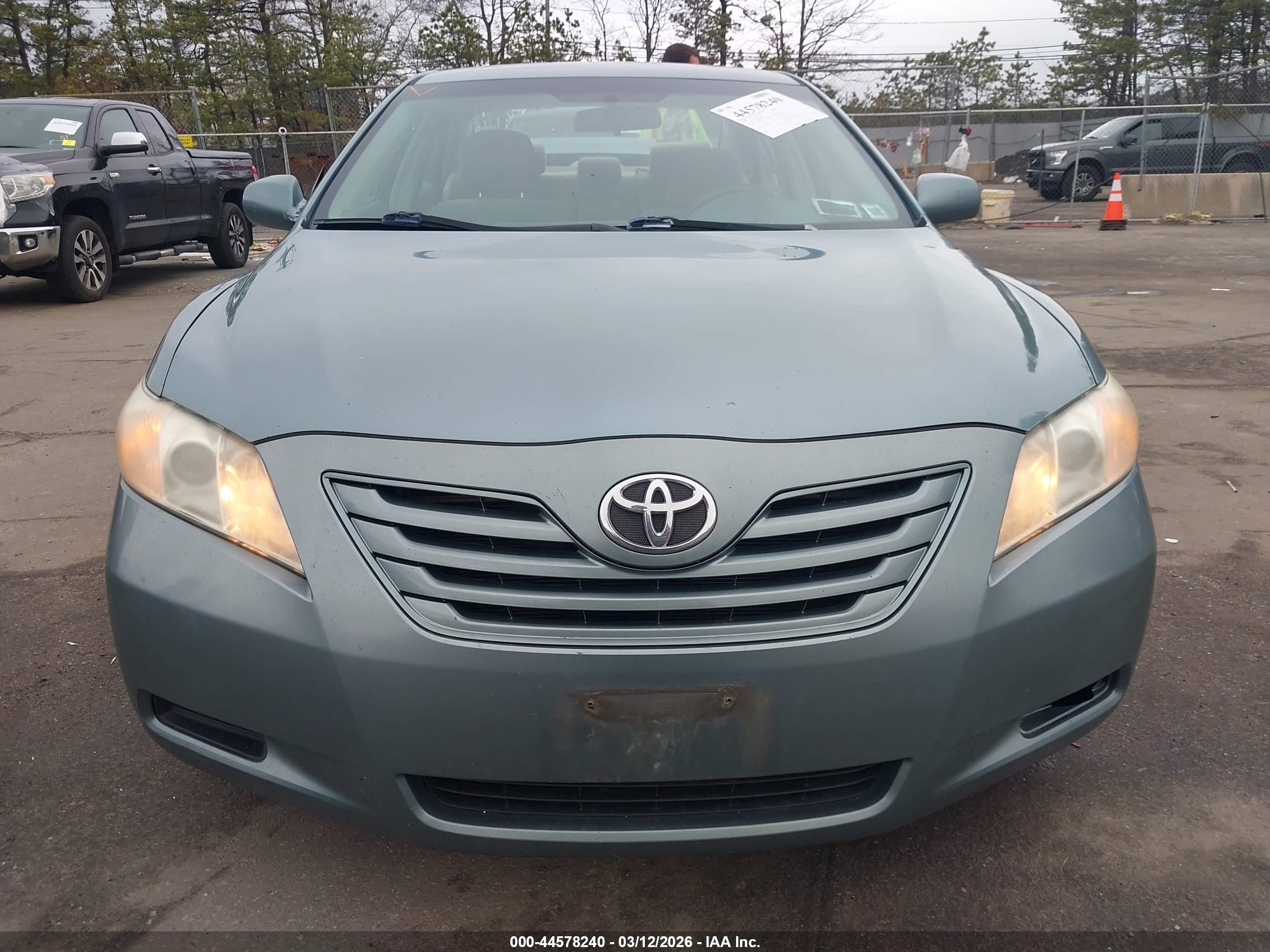 2009 Toyota Camry Le Light Blue vin: 4T1BE46K29U862700