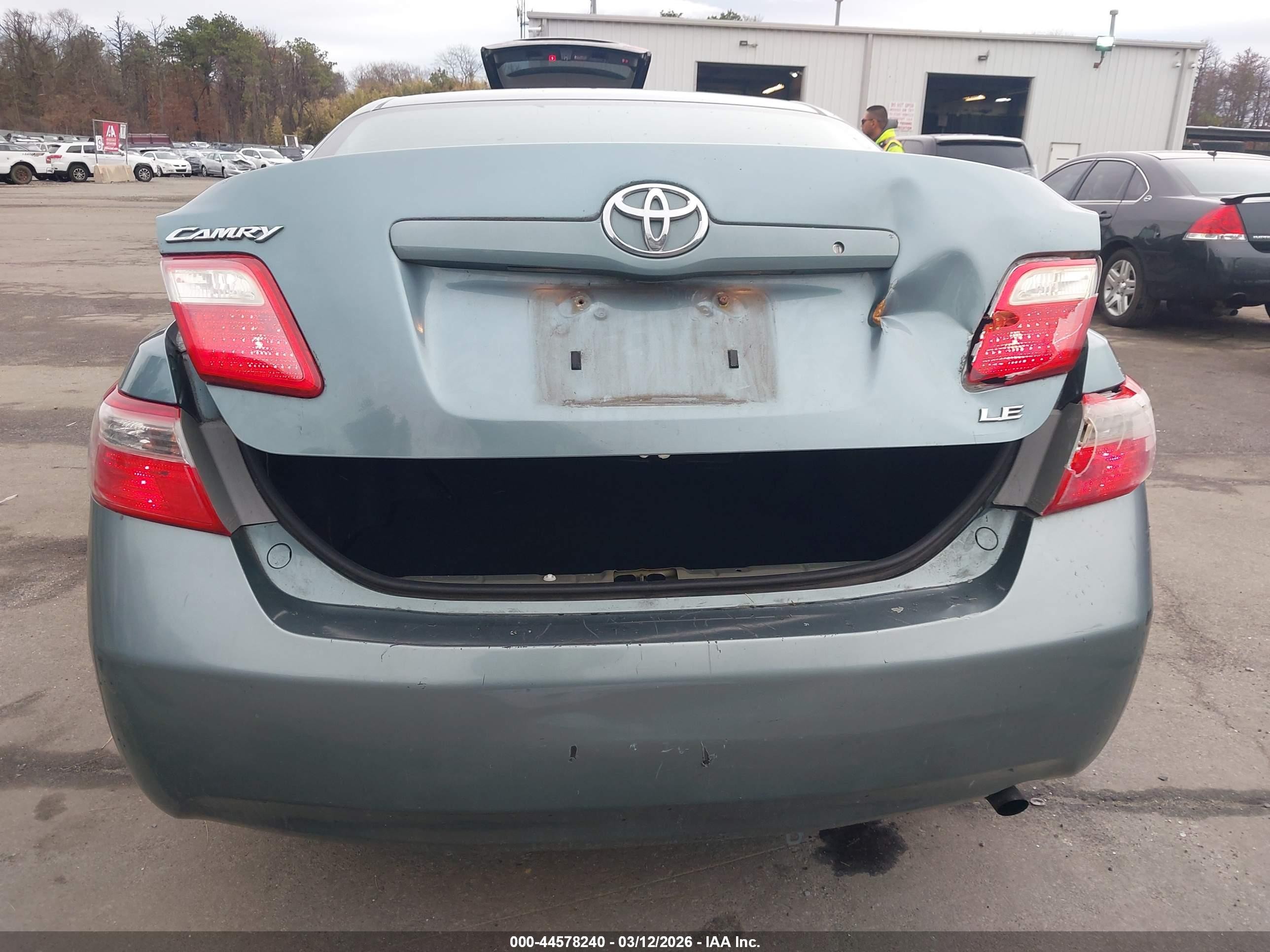 2009 Toyota Camry Le Light Blue vin: 4T1BE46K29U862700