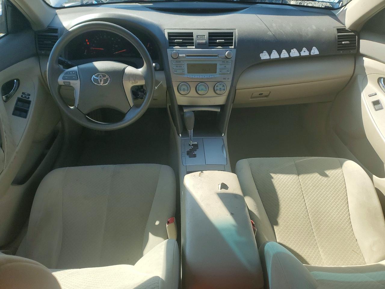 2009 Toyota Camry Le Белый vin: 4T1BE46K29U863247