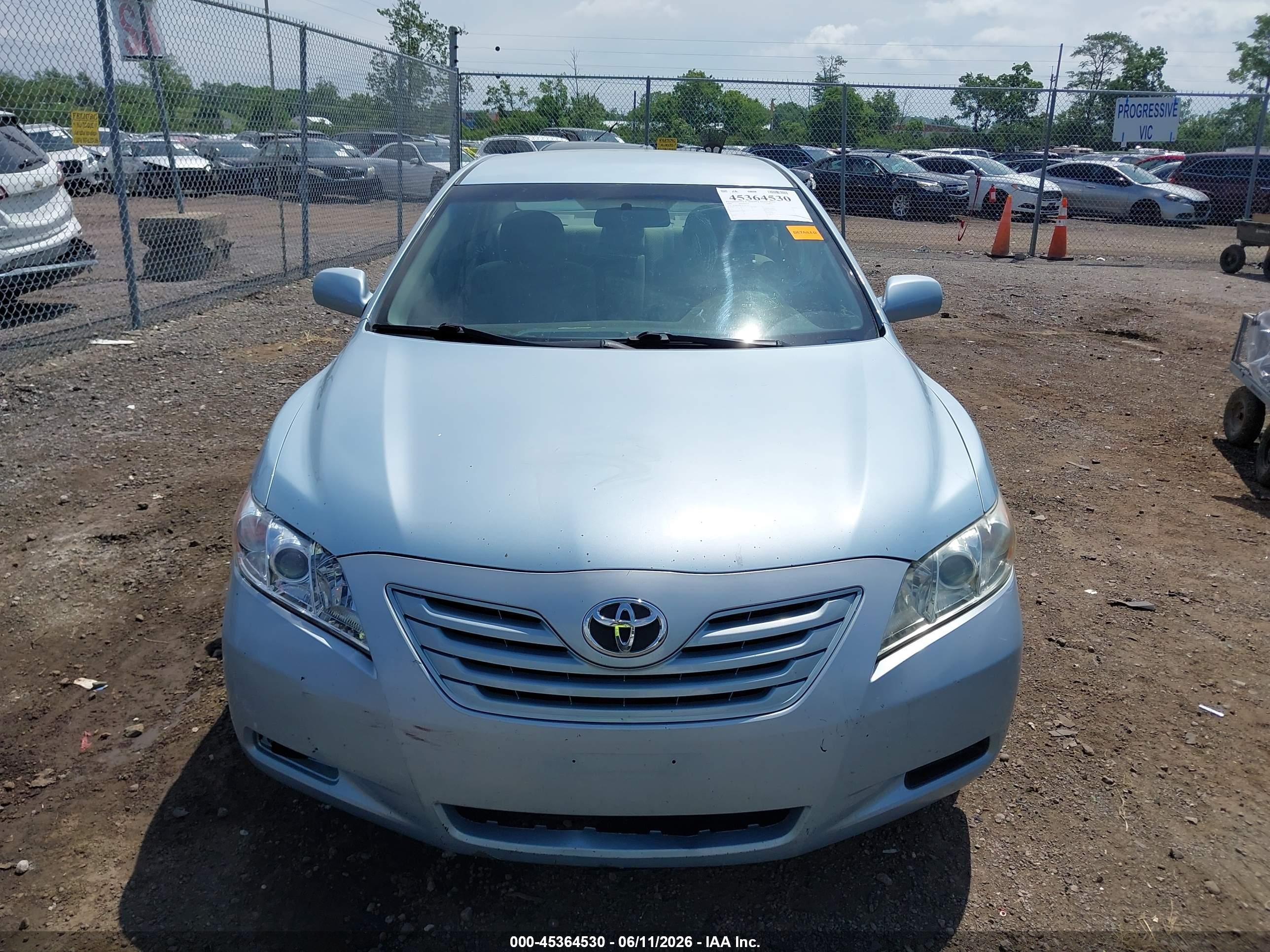 2009 Toyota Camry Le Light Blue vin: 4T1BE46K29U877343