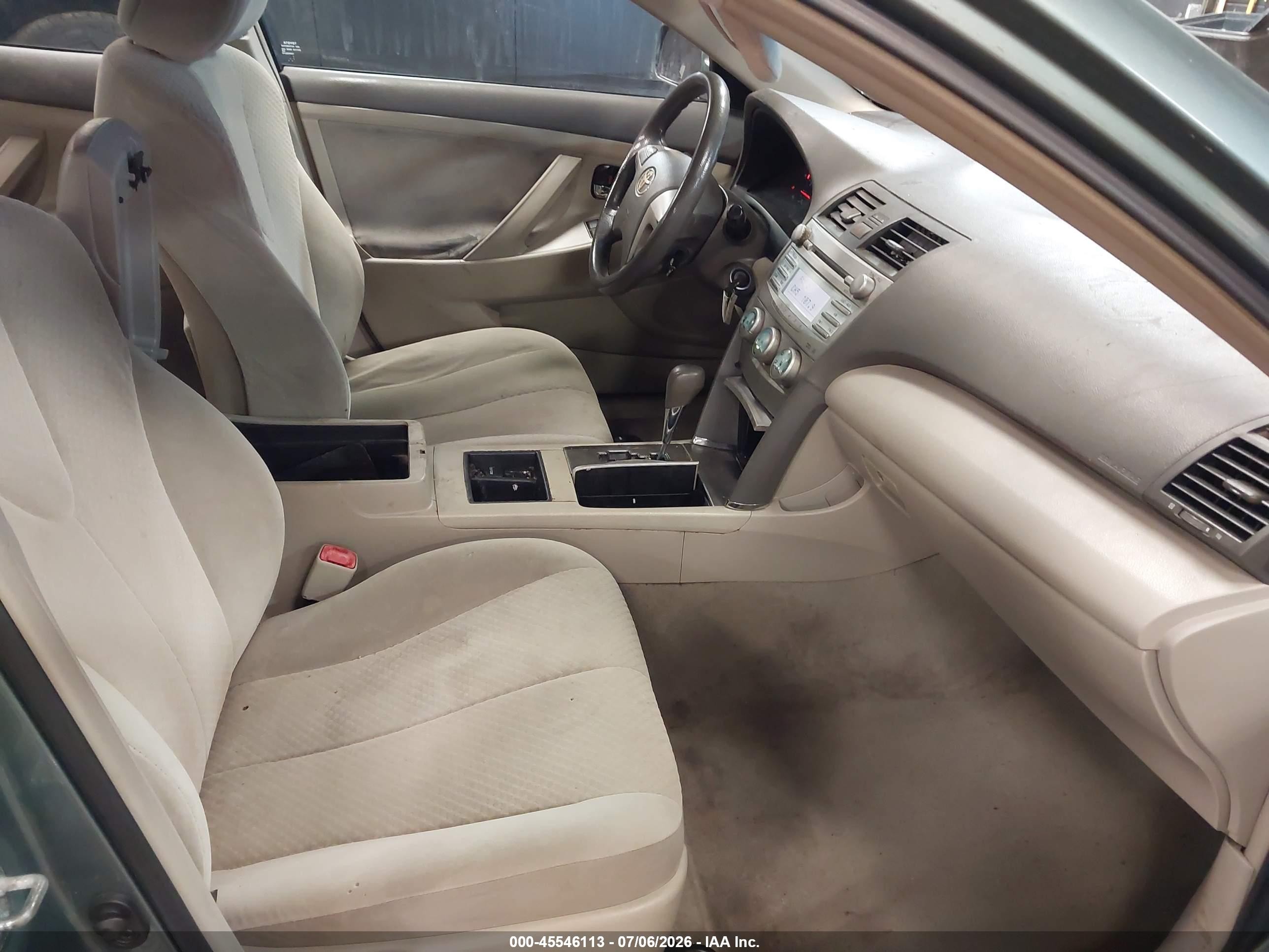 2009 Toyota Camry Le Light Blue vin: 4T1BE46K29U893221