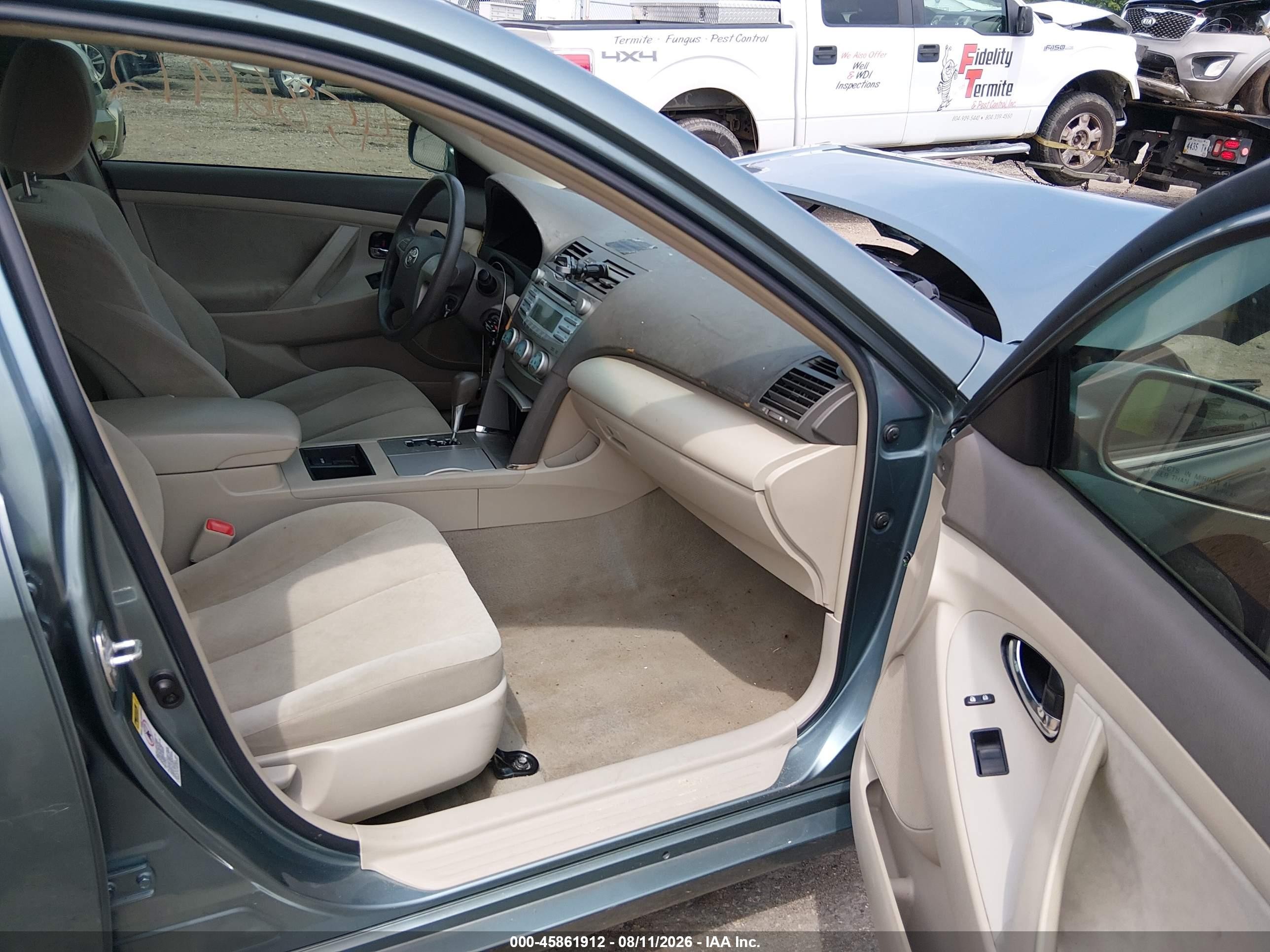 2009 Toyota Camry Le Green vin: 4T1BE46K29U904637