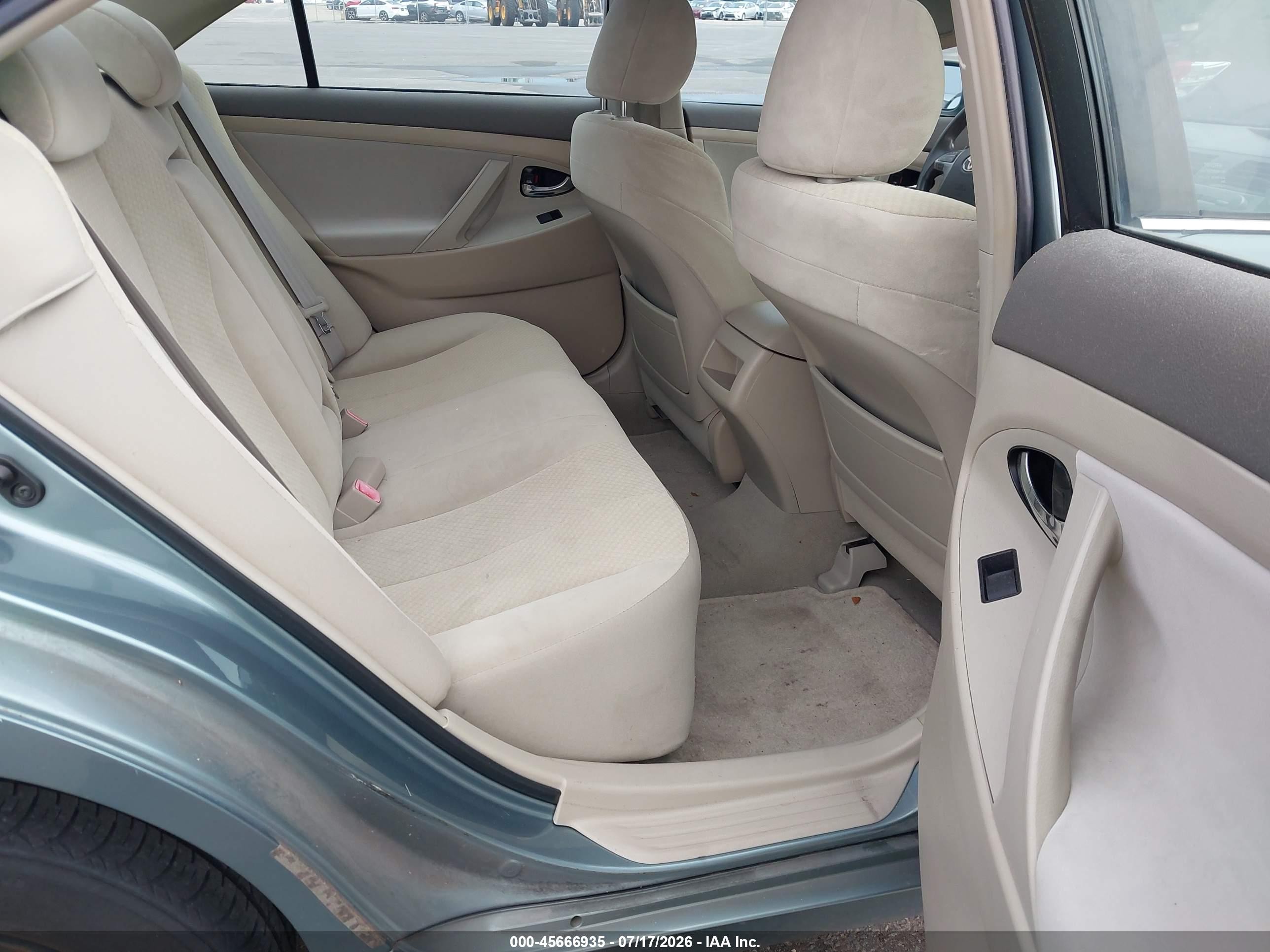 2009 Toyota Camry Le Green vin: 4T1BE46K29U917193