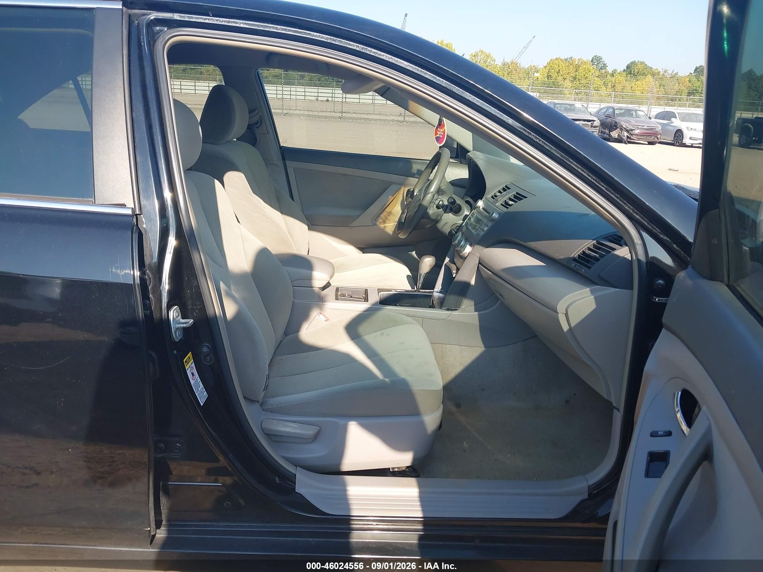 2007 Toyota Camry Le Черный vin: 4T1BE46K37U026374