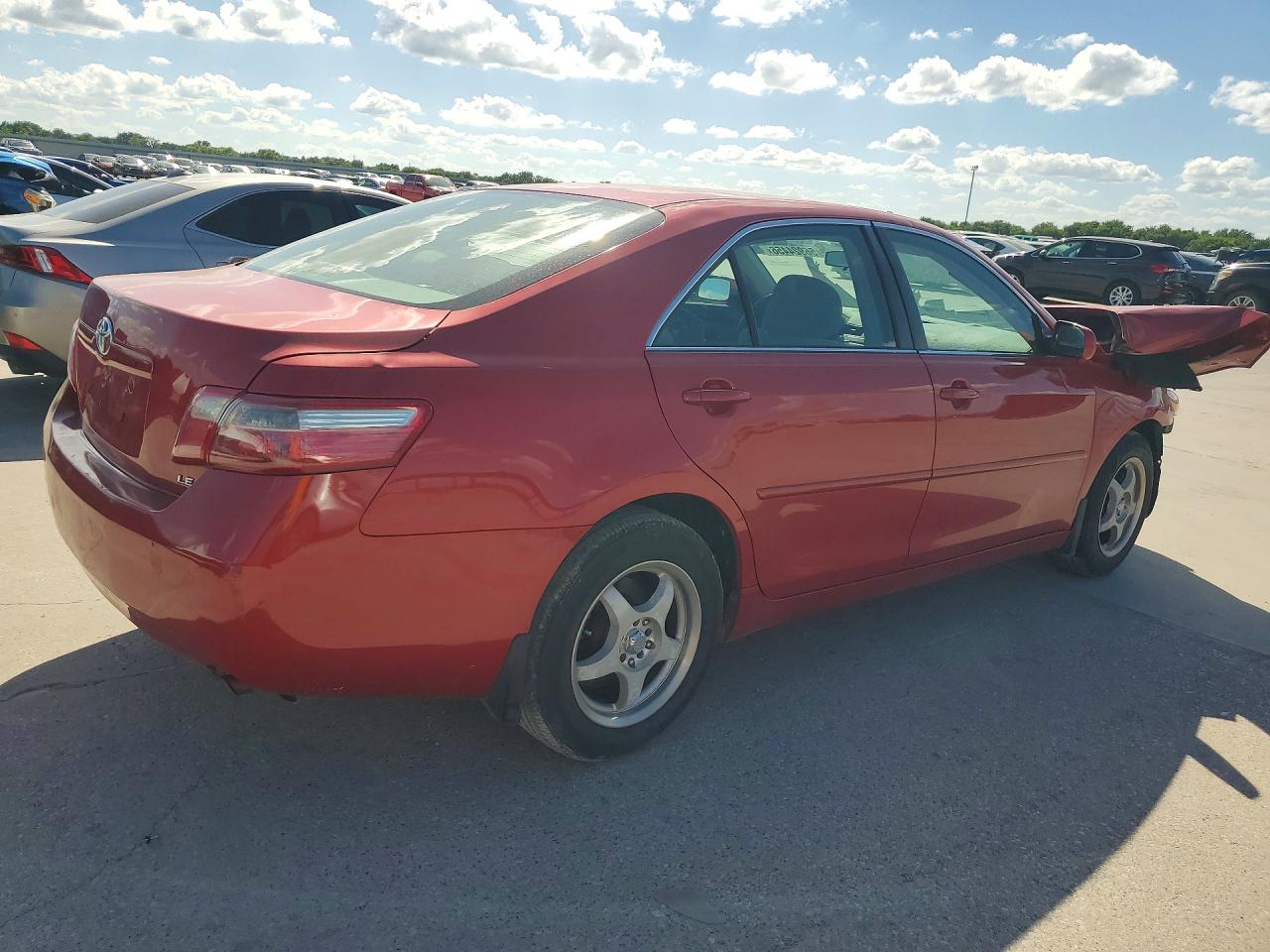 2007 Toyota Camry Le Red vin: 4T1BE46K37U067622
